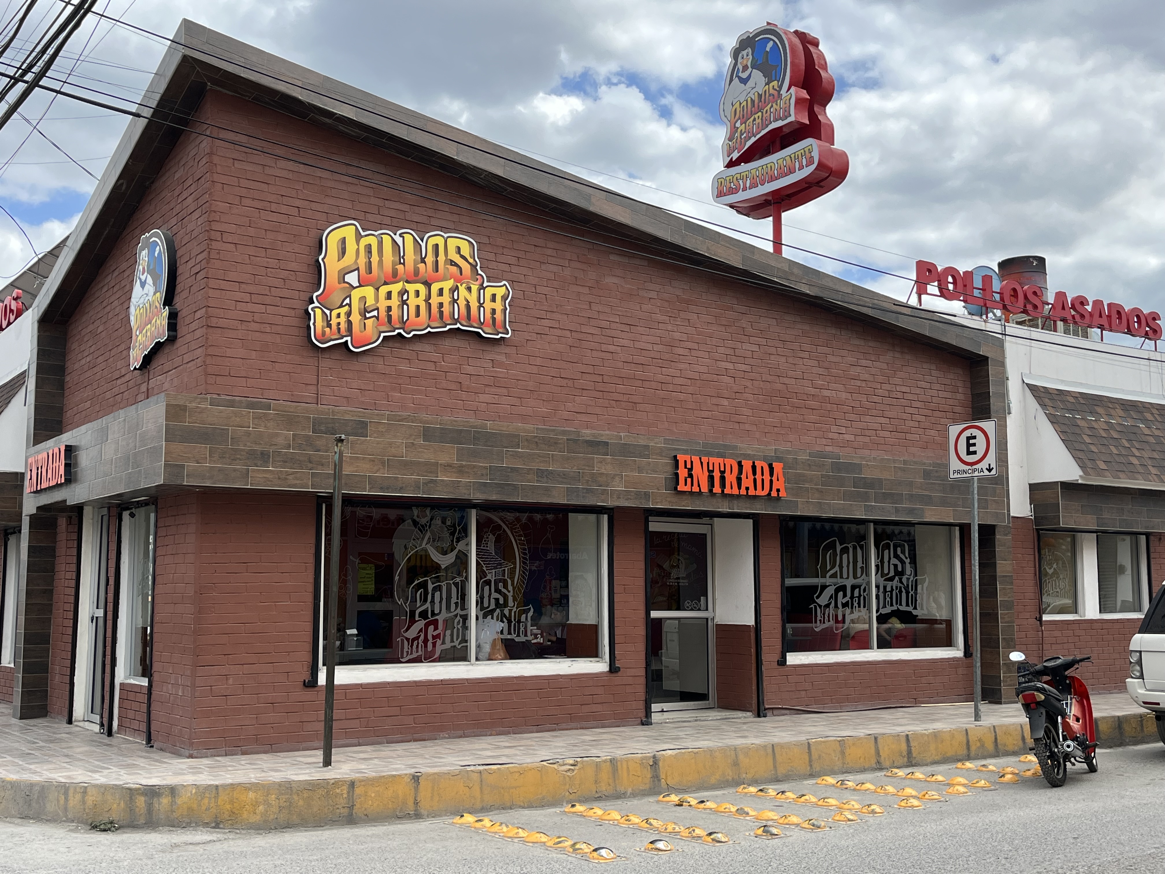 Pollos La Cabaña Cadereyta image 4