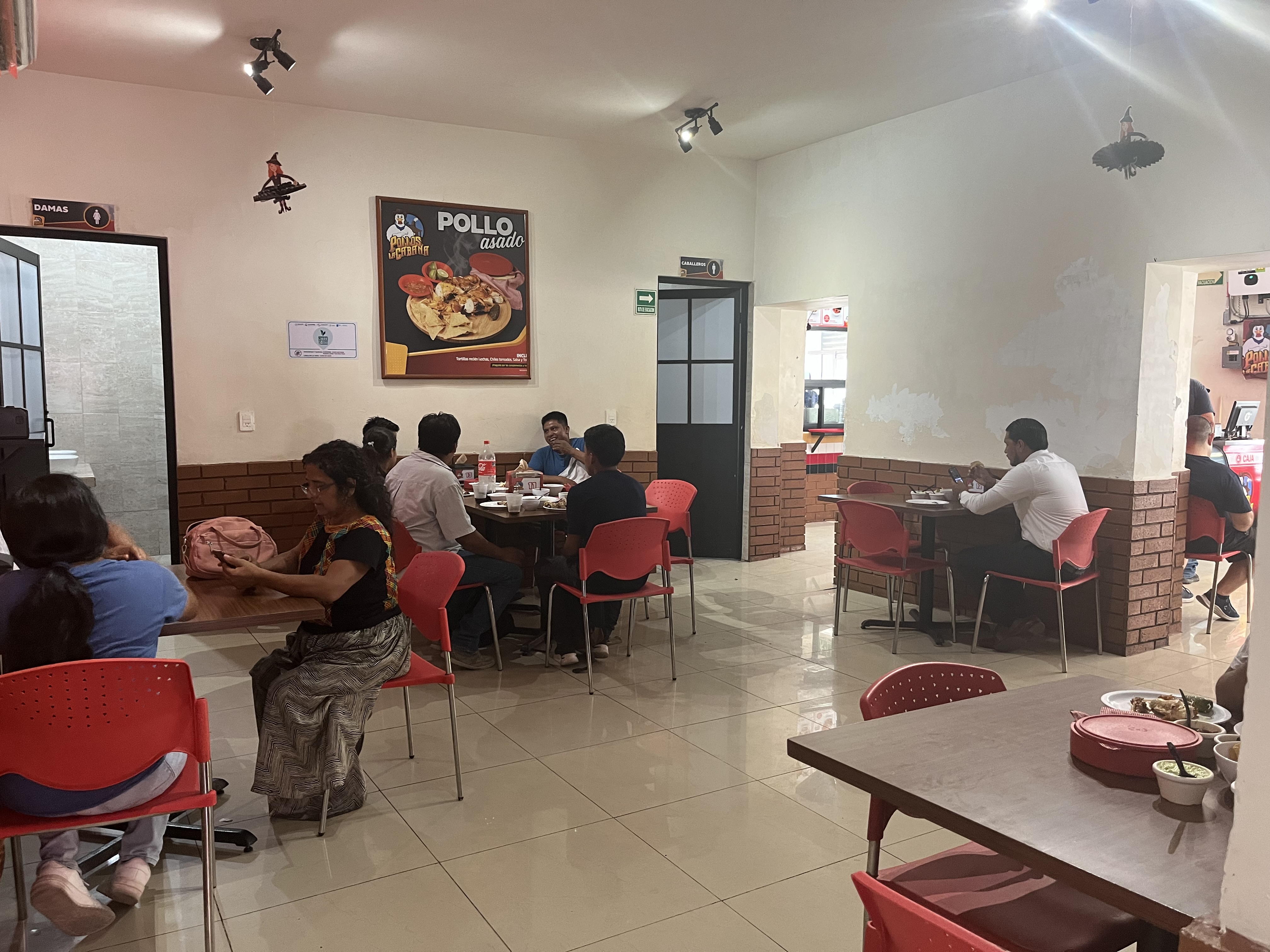 Pollos La Cabaña Cadereyta image 7