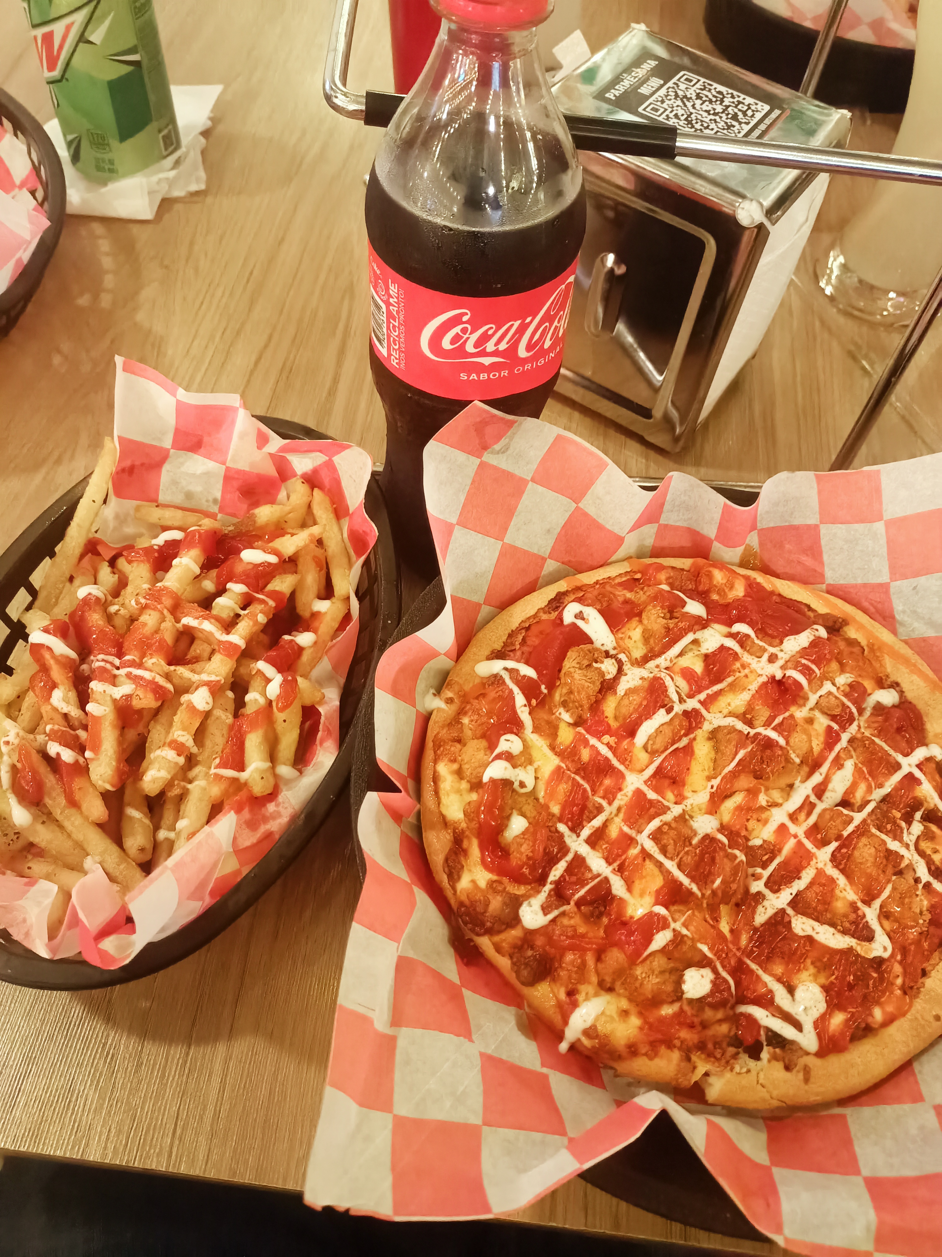 Pizzería La Parmesana image 7