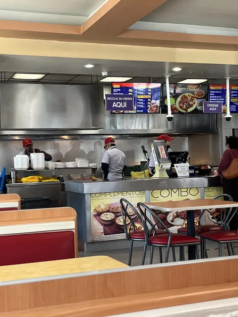 El Pollo Loco image 8