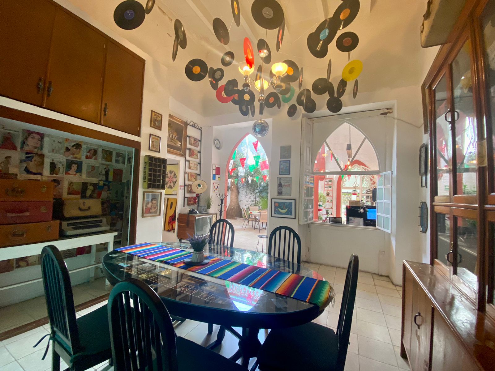 El Buen Tono Restaurante-Bar image 8