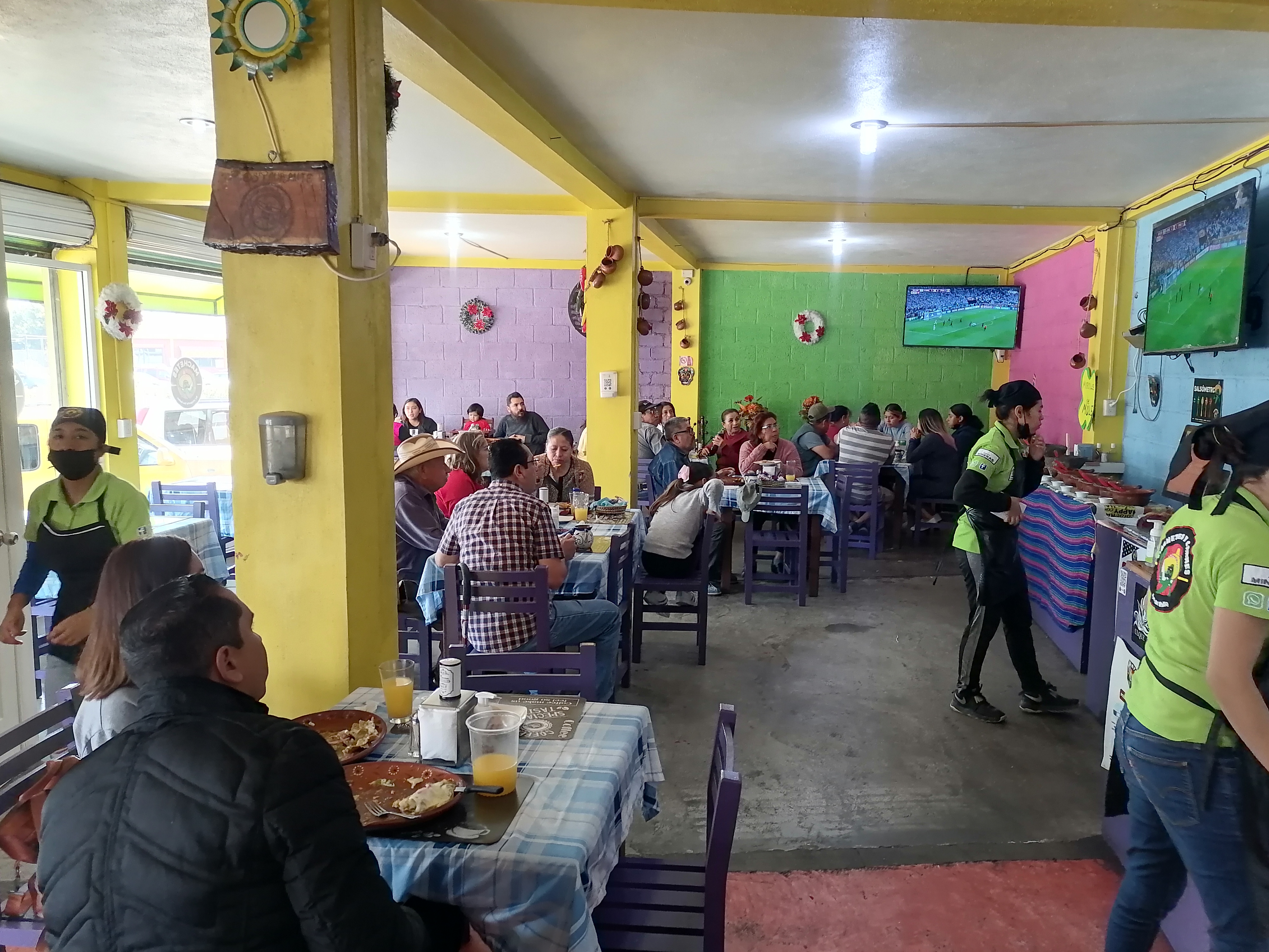 Los Machetes de Valle image 4