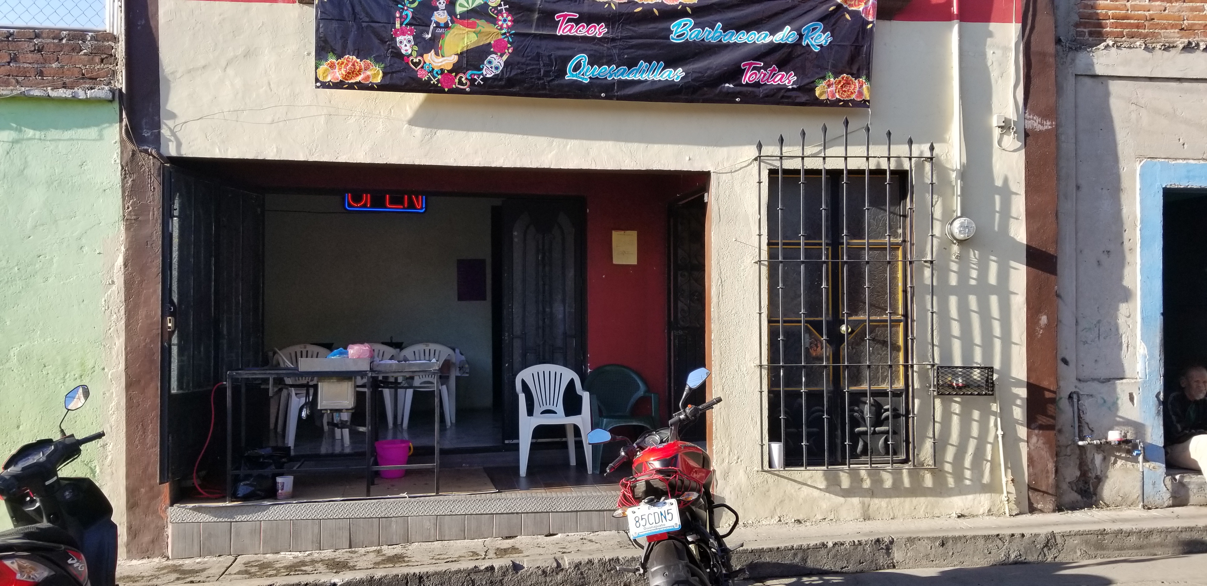 LA CATRINA (TAQUERIA) image 1