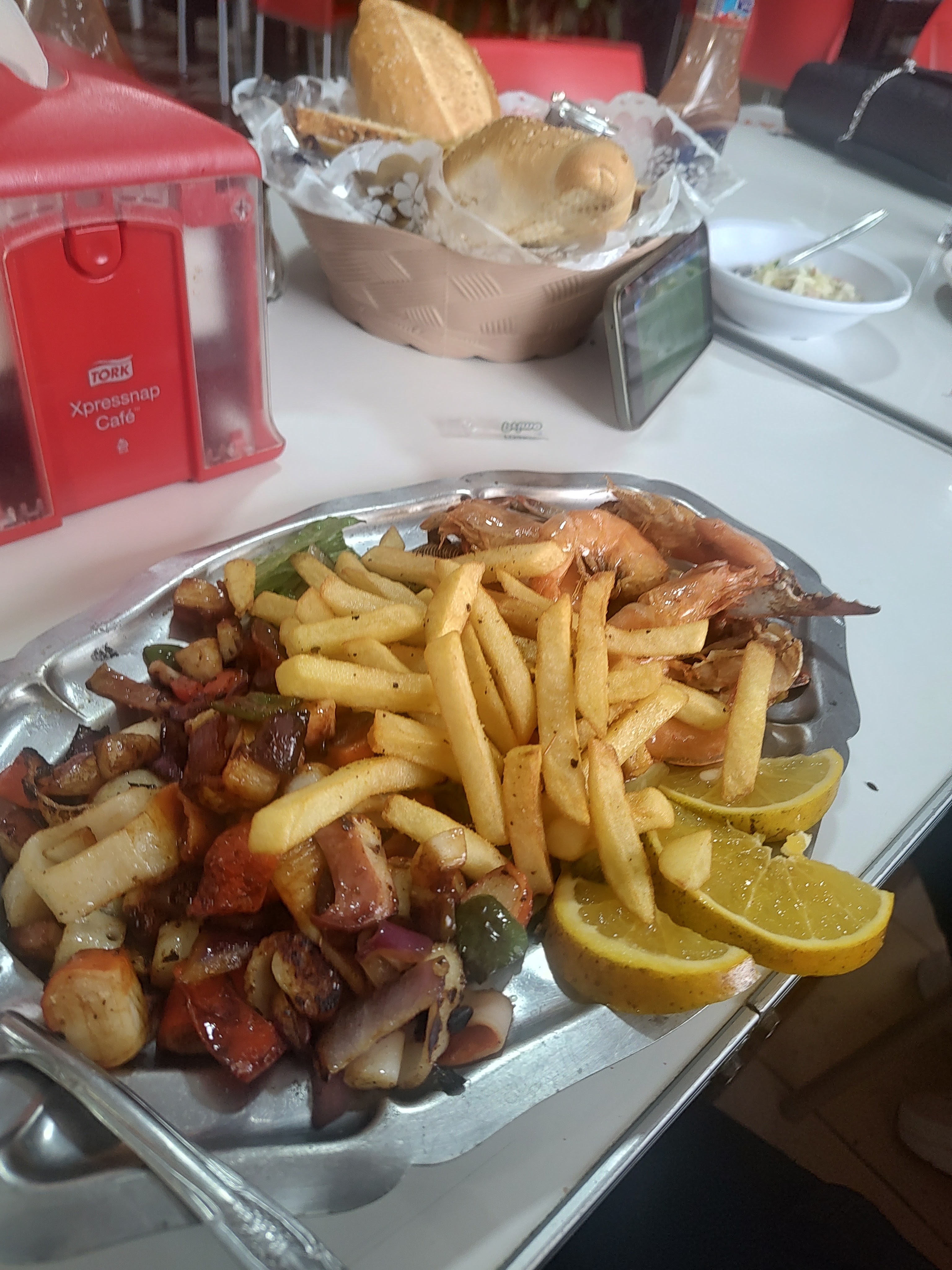 La Perla Del Pacífico image 4