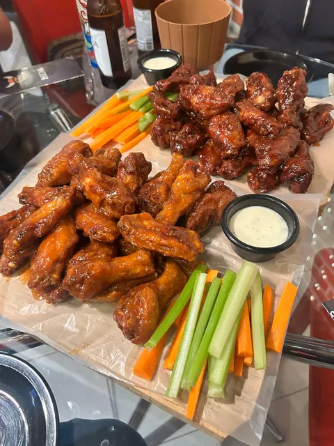 HamburWings image 3