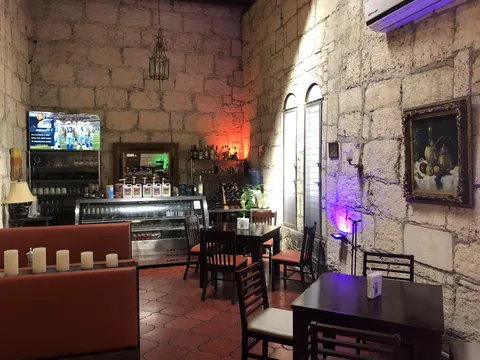Cano Cafe & Bistro image 6