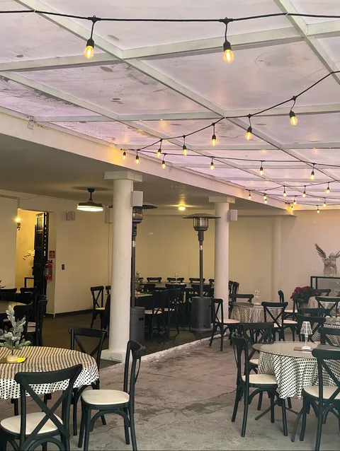 Trocadero Restaurant image 1