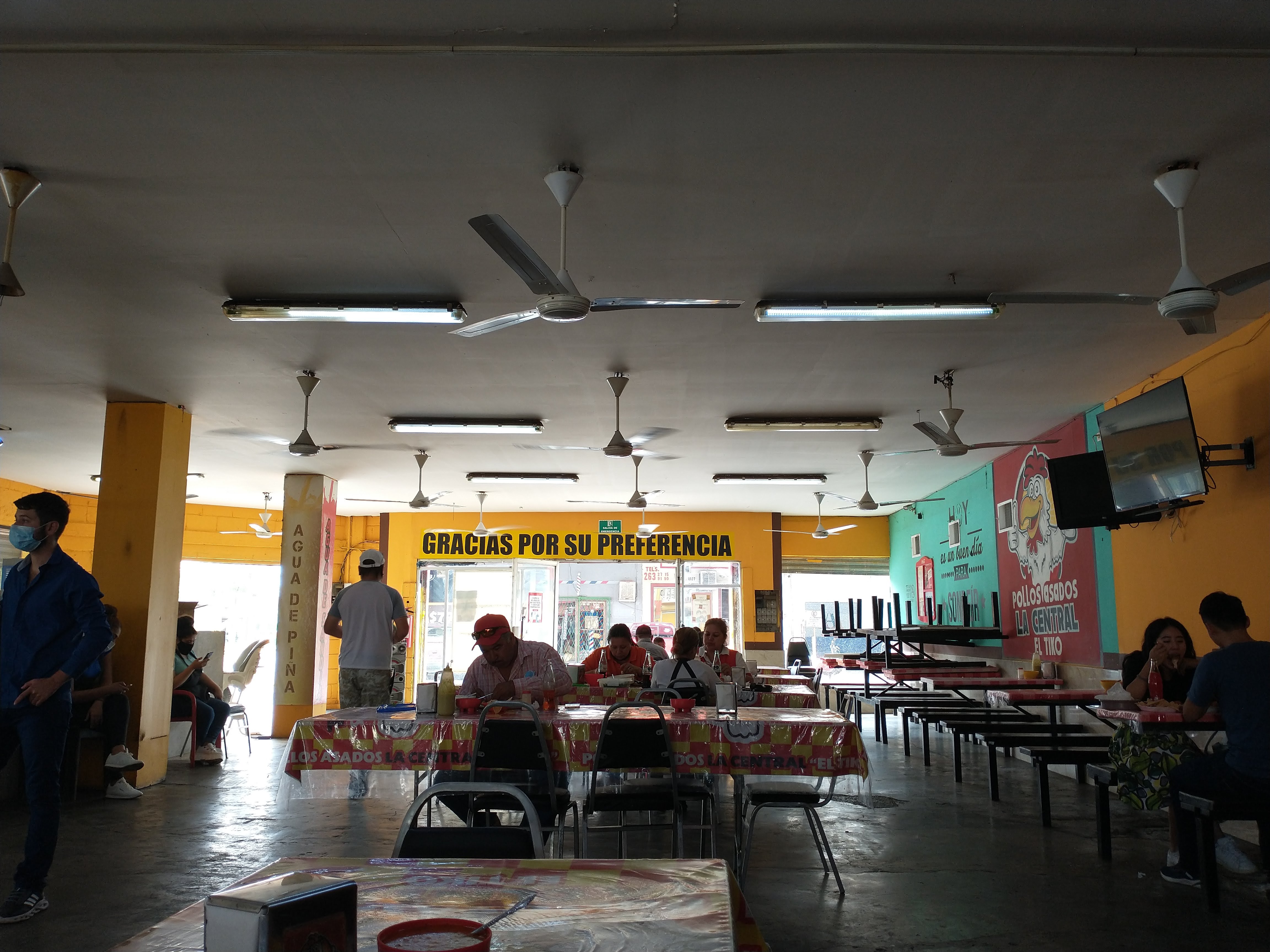 Pollos Asados La Central - EL TIKO image 10