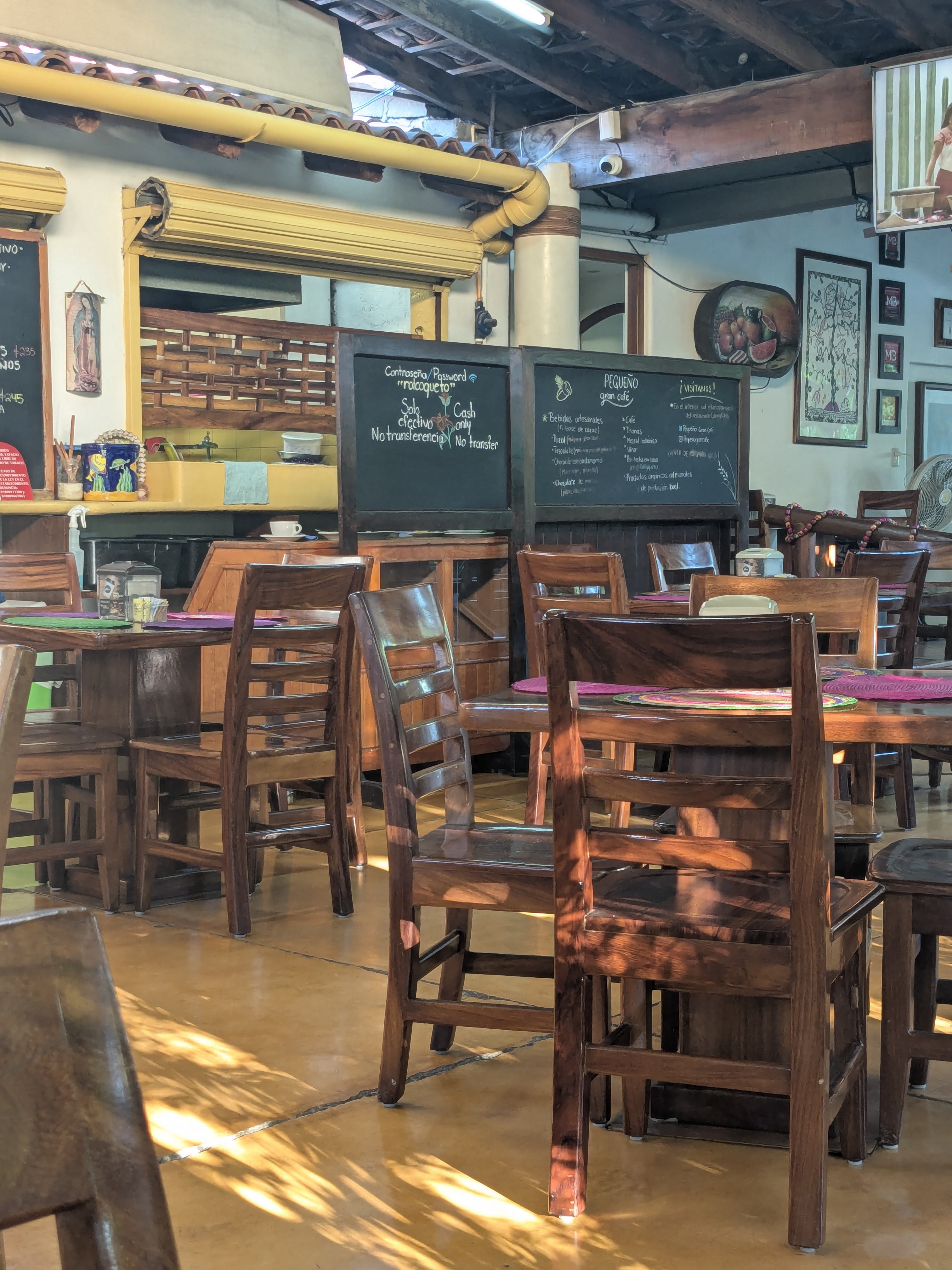 Carmelitas Café image 5