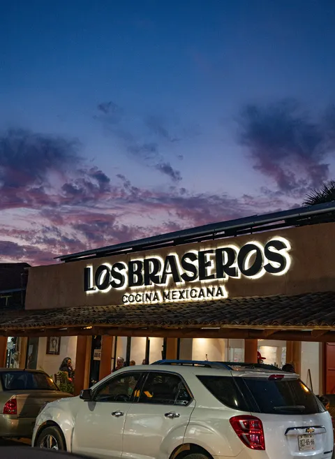 Los Braseros image 1