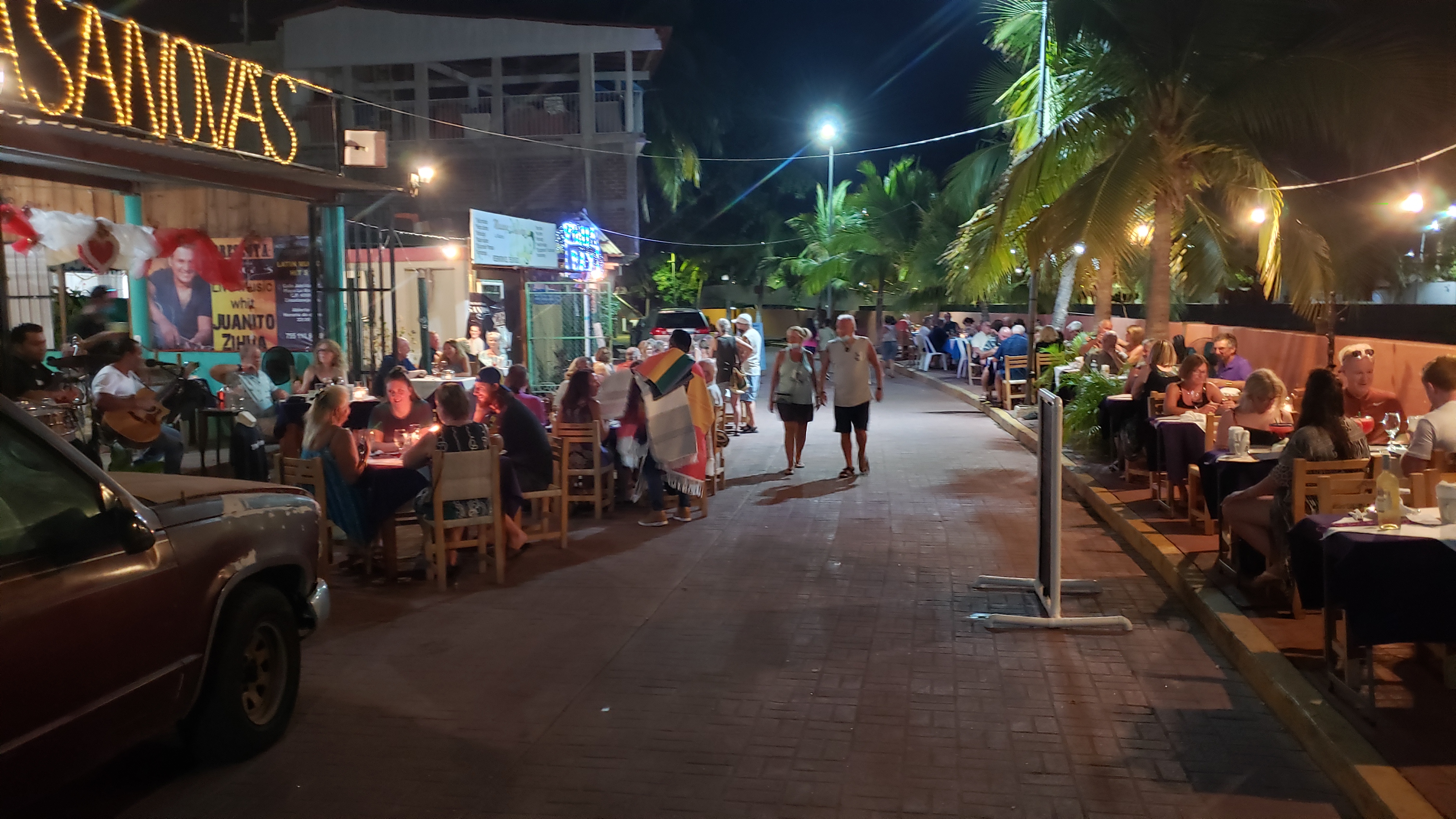 Casanova's Restaurant Bar image 4