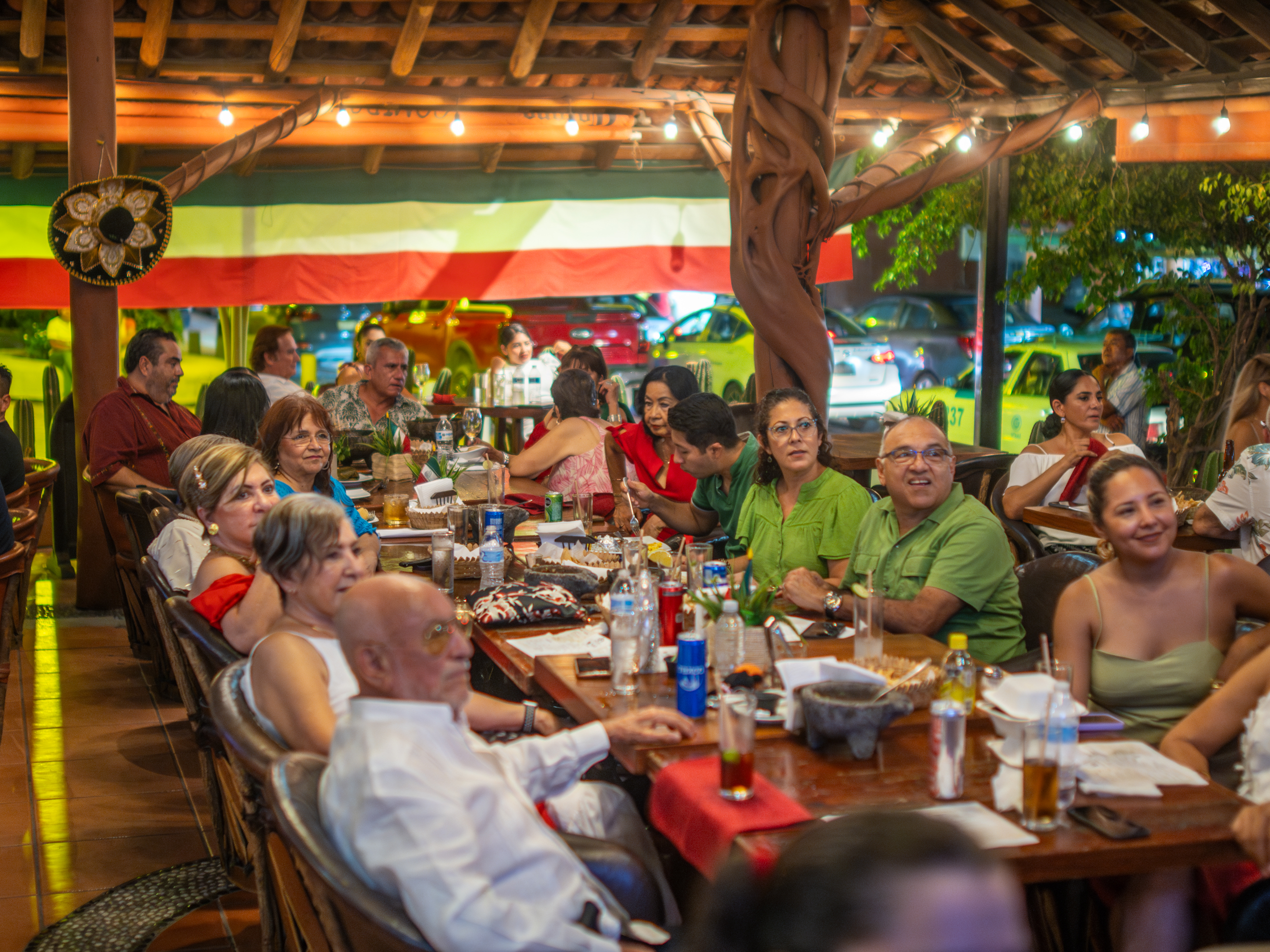Bandidos Restaurante Bar image 1