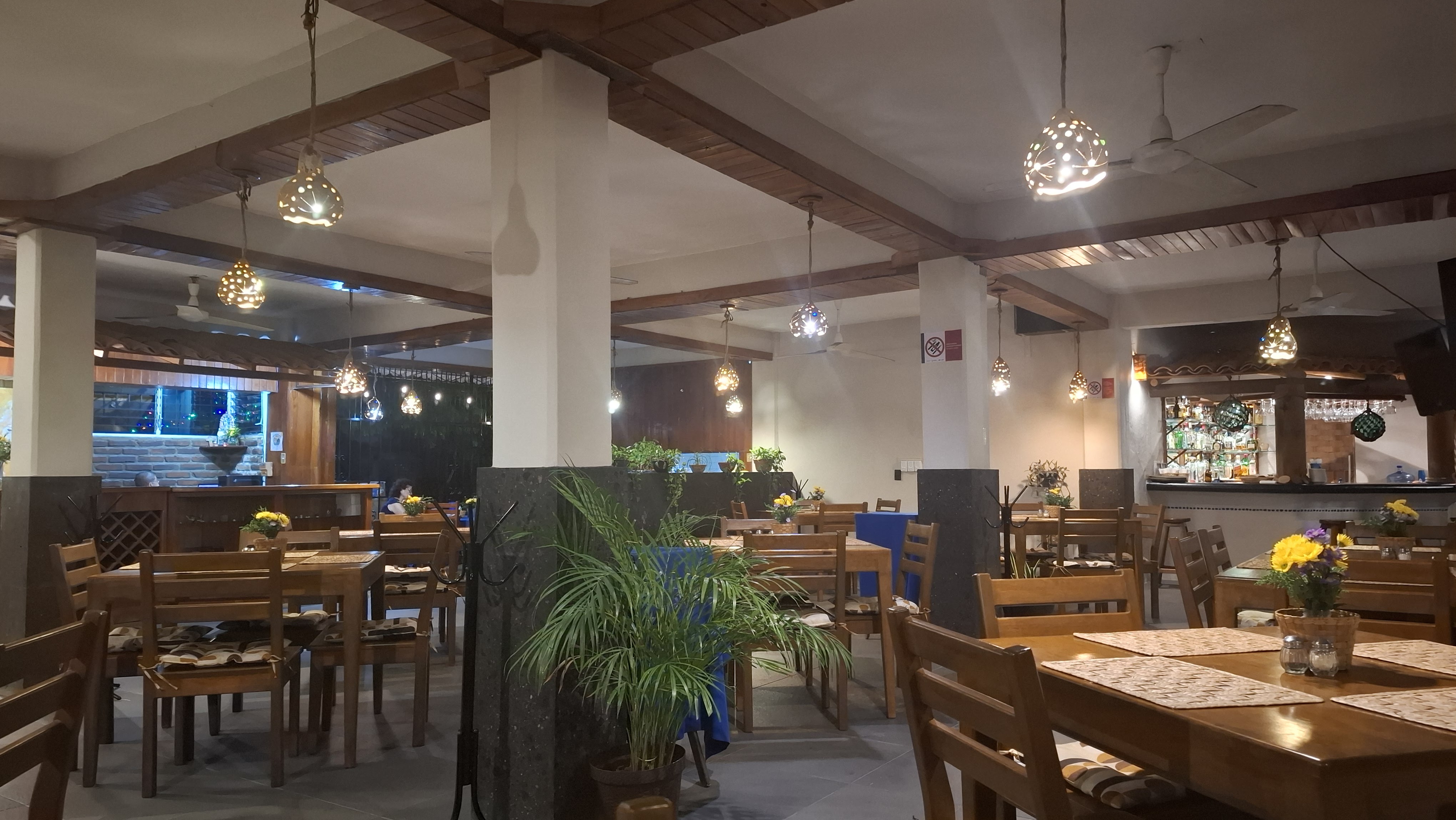 Restaurant Garrobos image 1