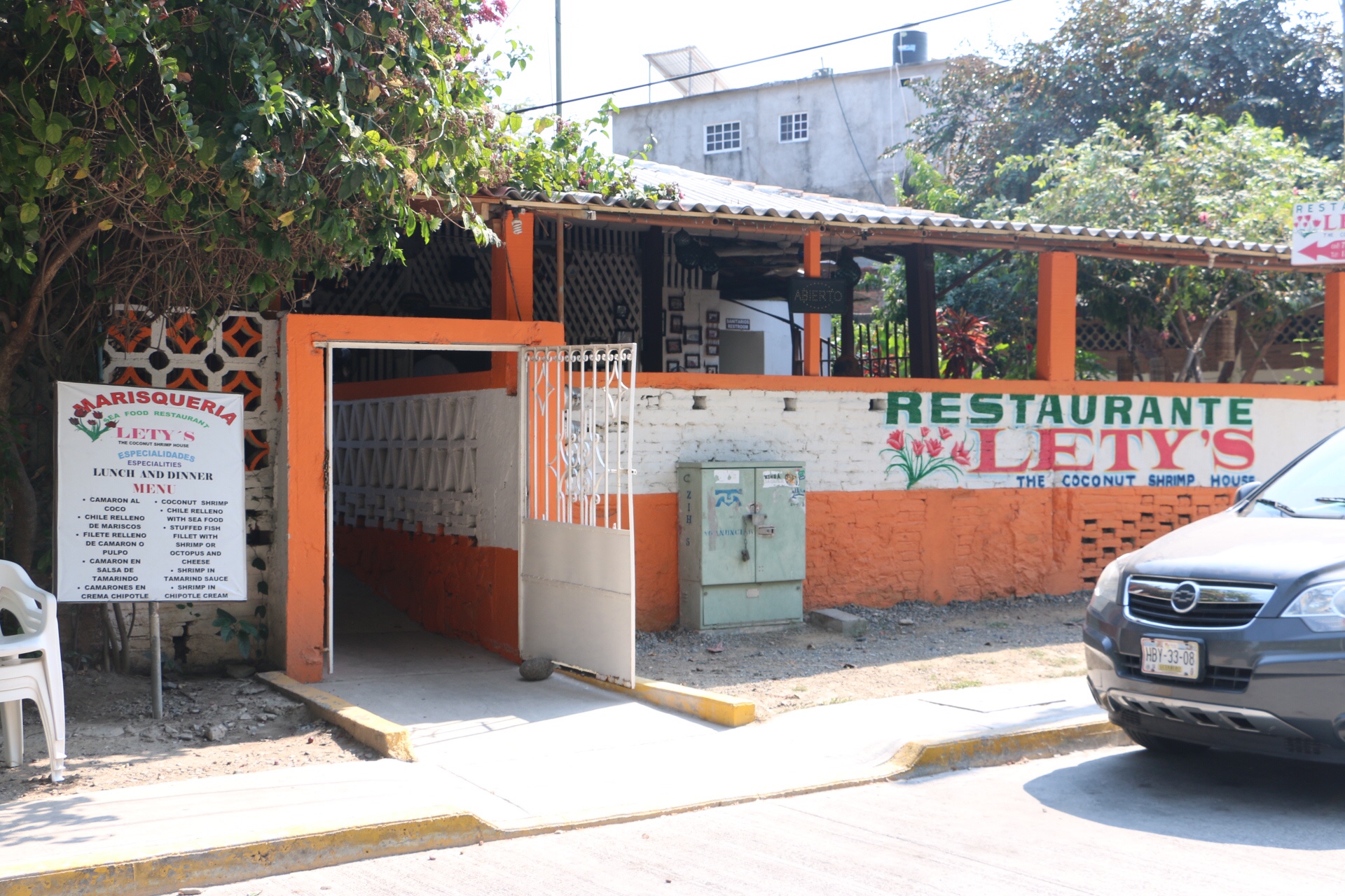 Lety's Restaurant image 10