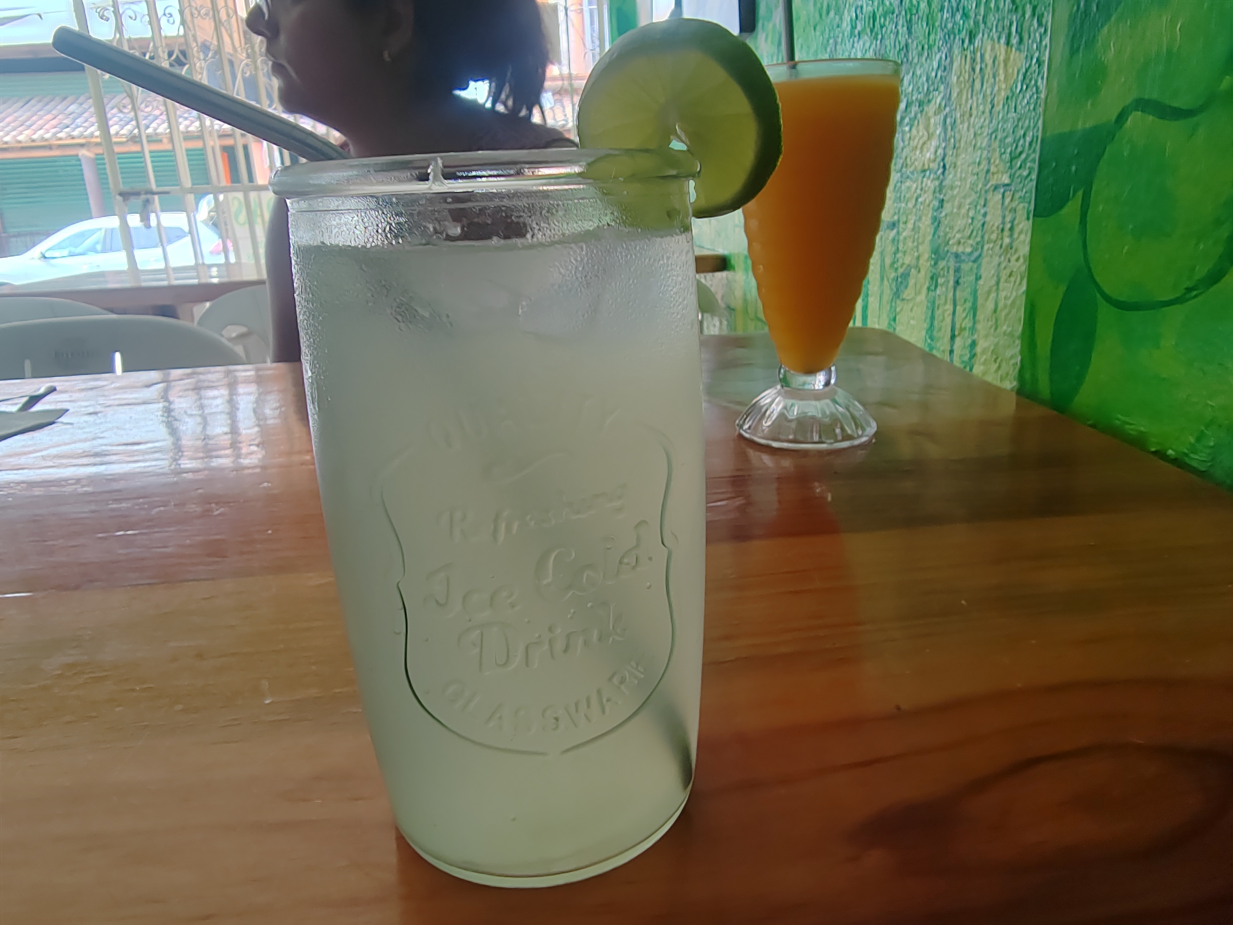 Bananas Restaurant image 4