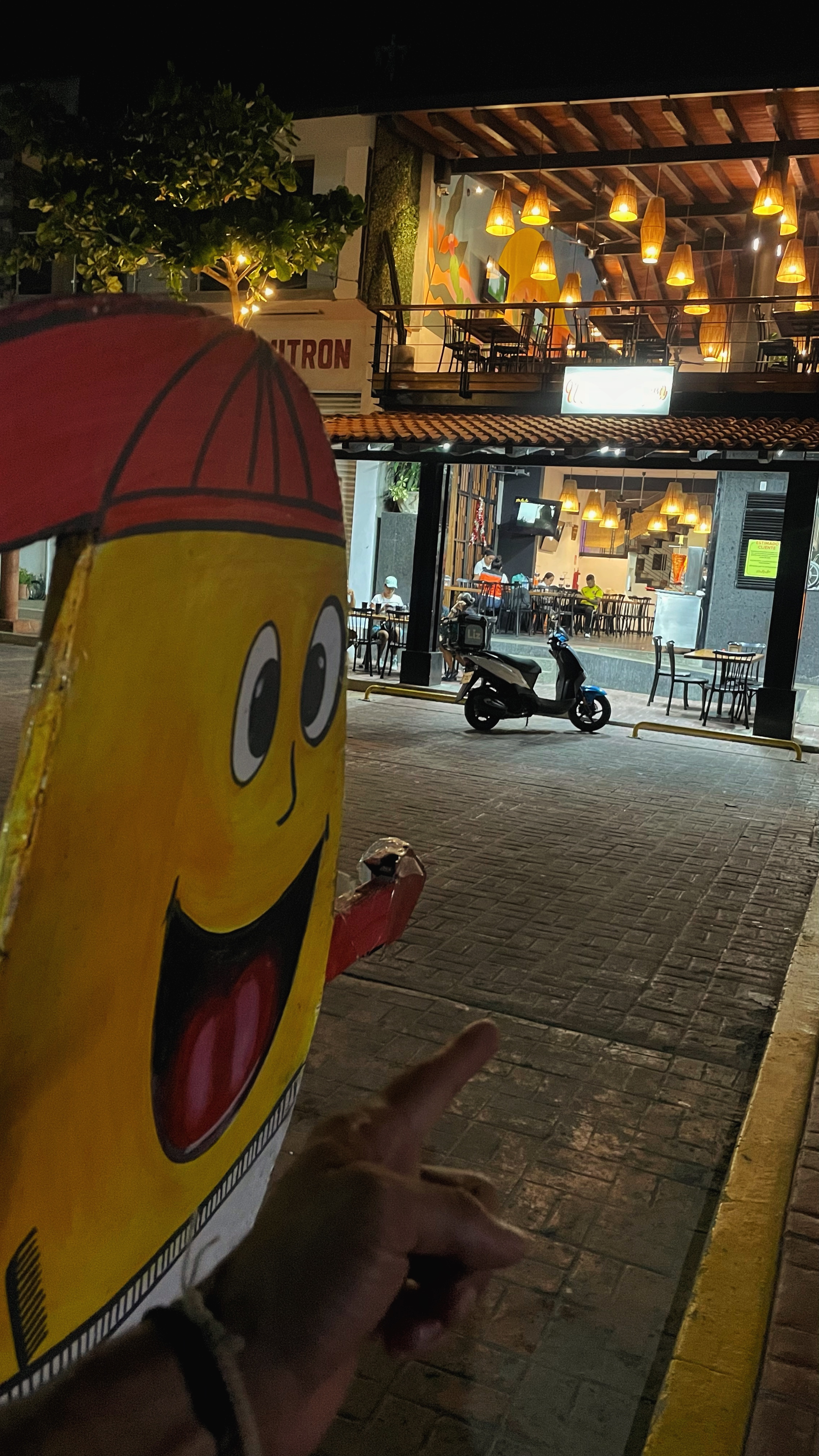 Mr Papa Loca image 7