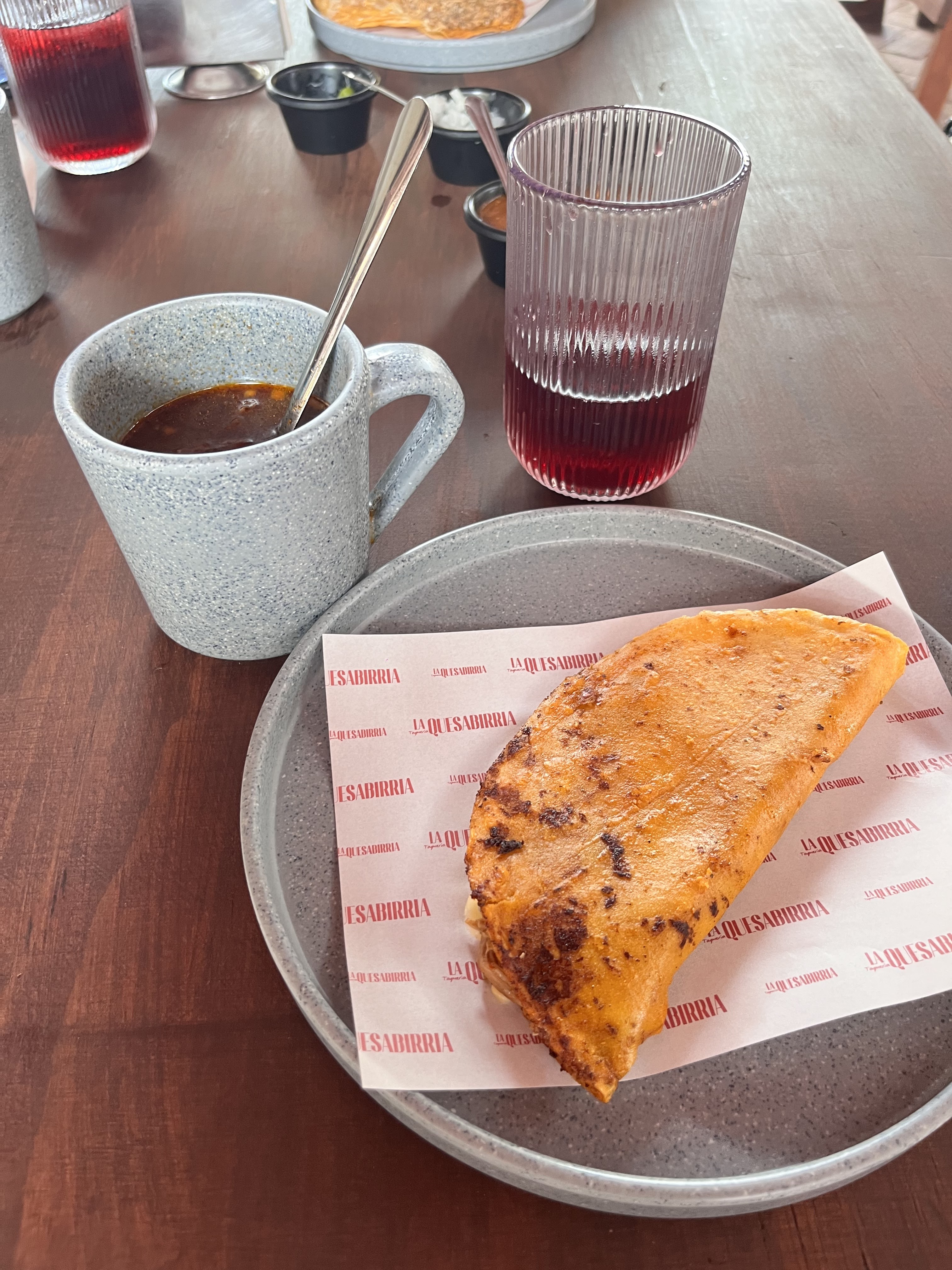 La Quesabirria Oaxaca image 2