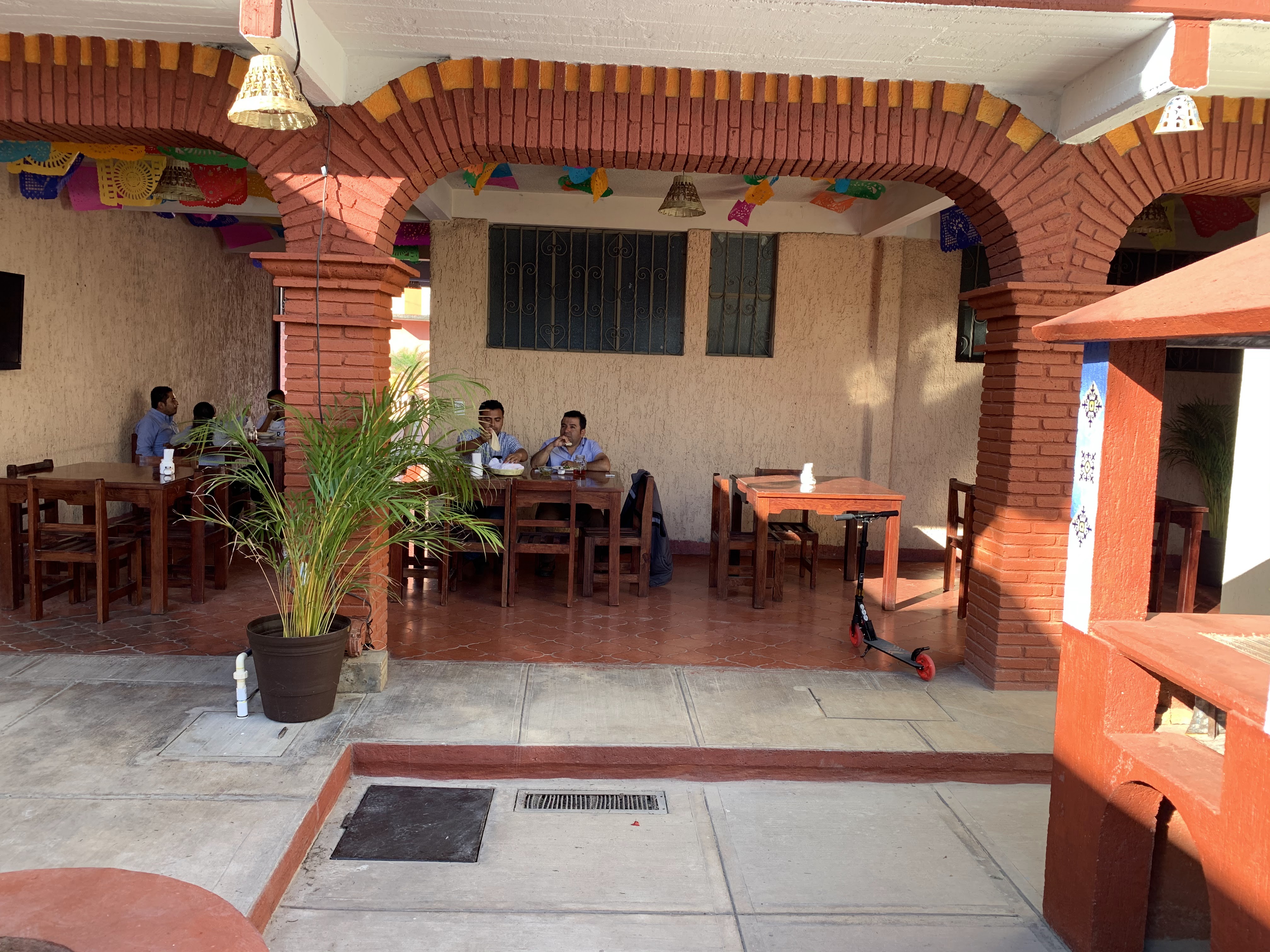 Casa Linderos Restaurant image 3