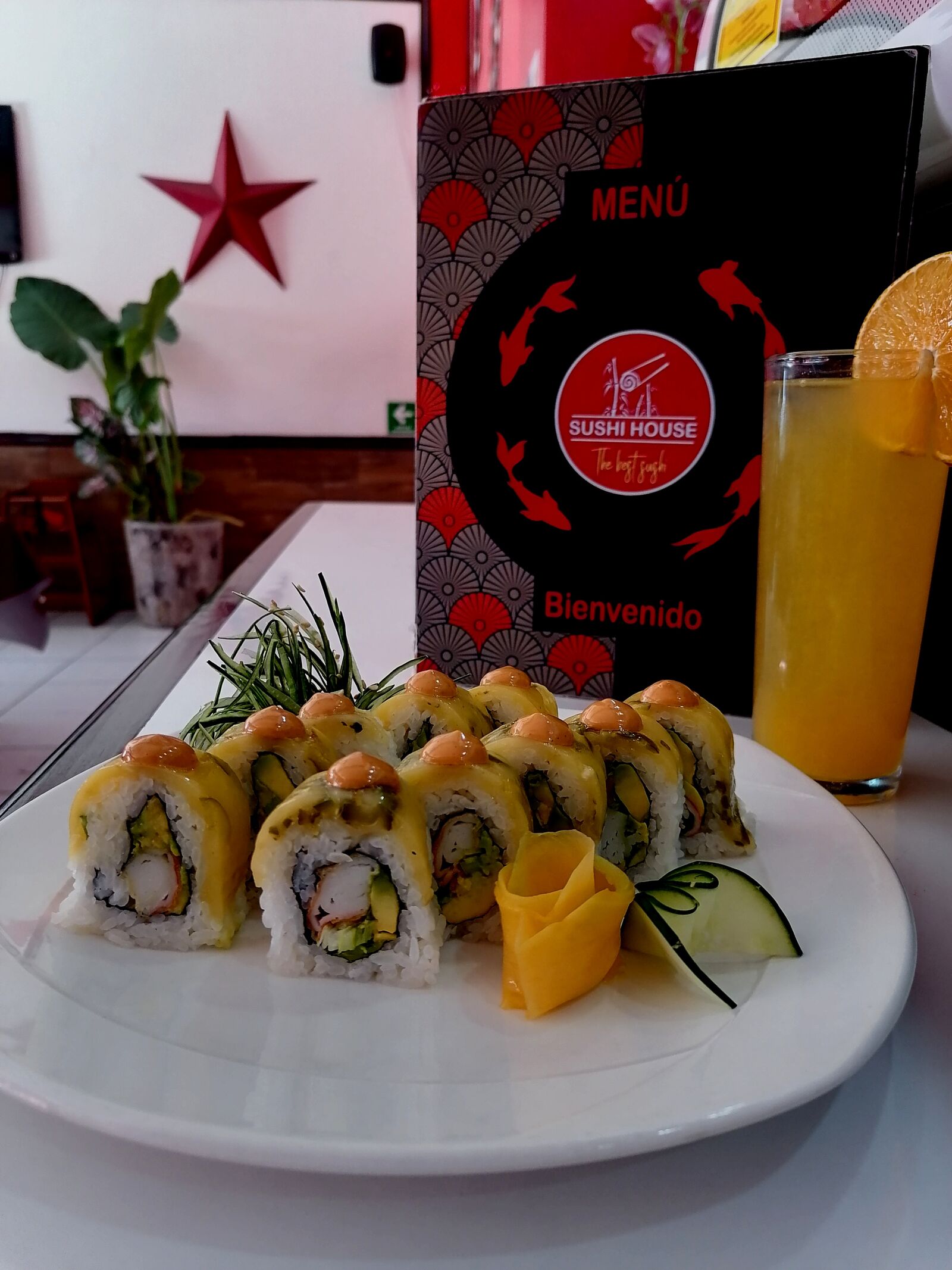 Sushi House Xoxo image 3