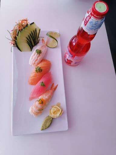 Sushi House Xoxo image 6