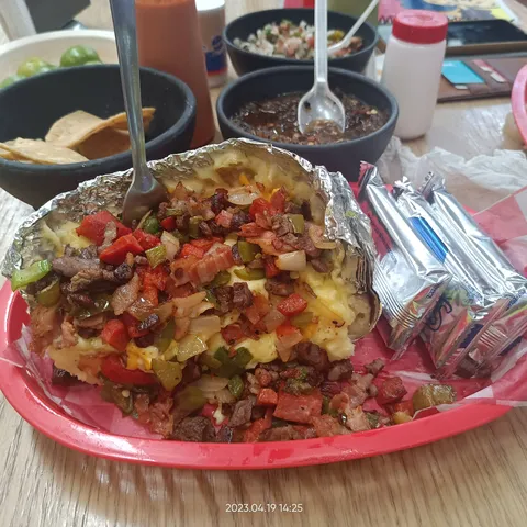 El Fogón image 3