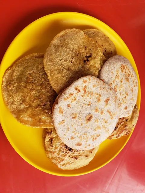Gorditas La Mision image 3