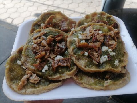 El buen sazón image 3