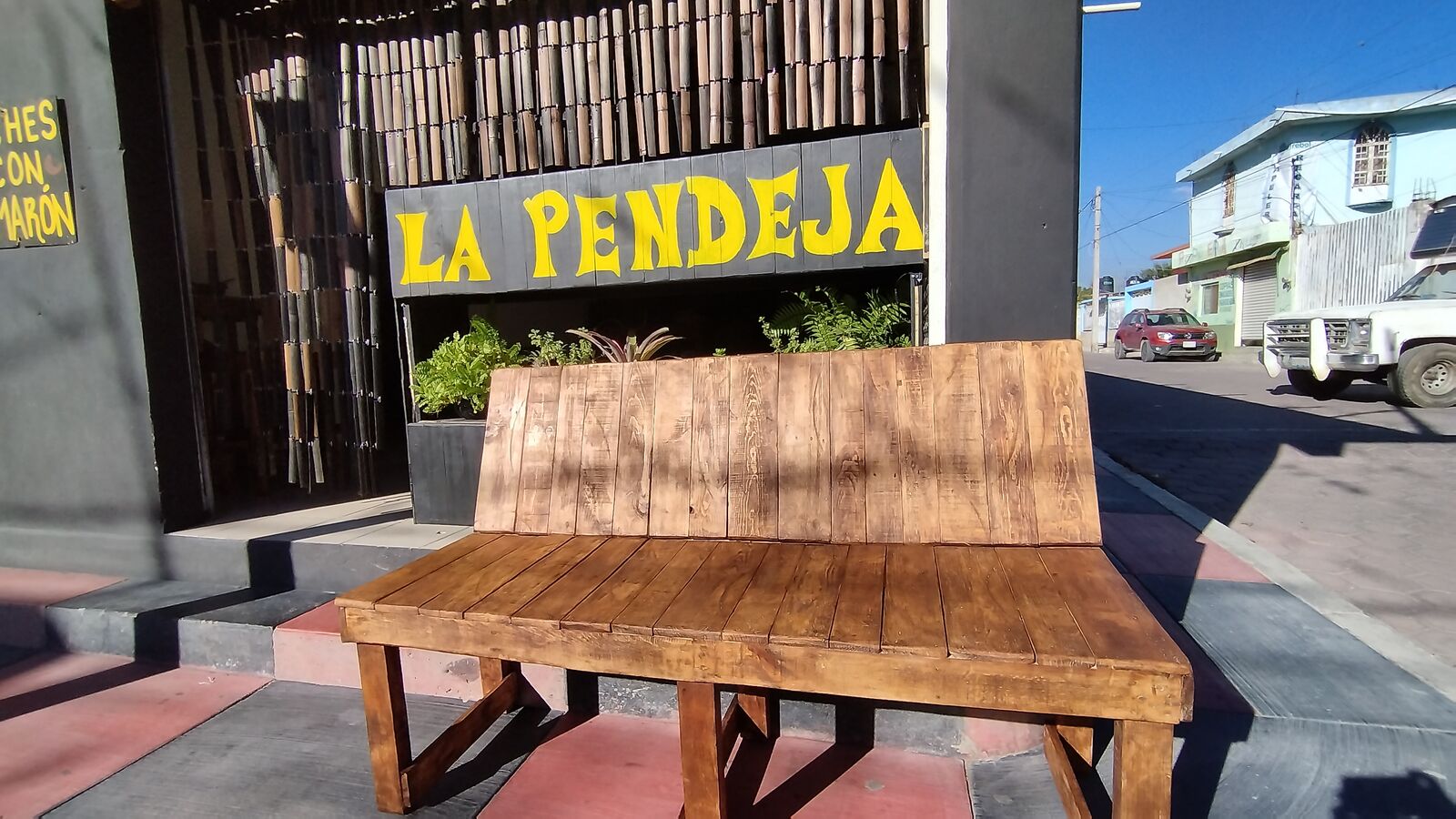 La Pendeja image 6