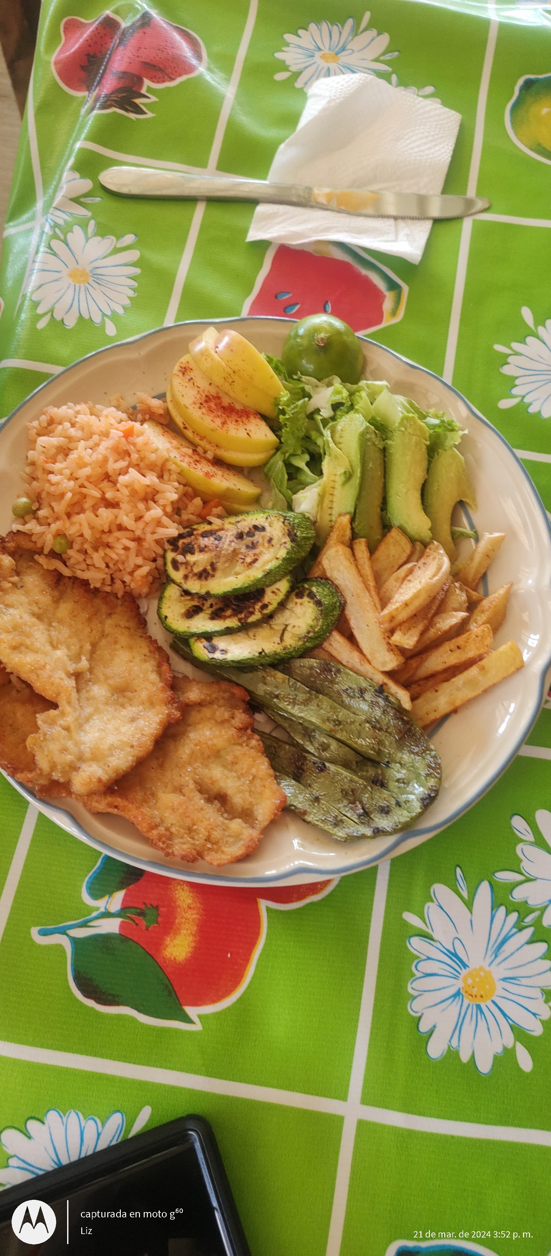 Antojitos "chapiss-more" image 5