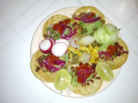 TAQUERÍA "EL PRIMO" image 7
