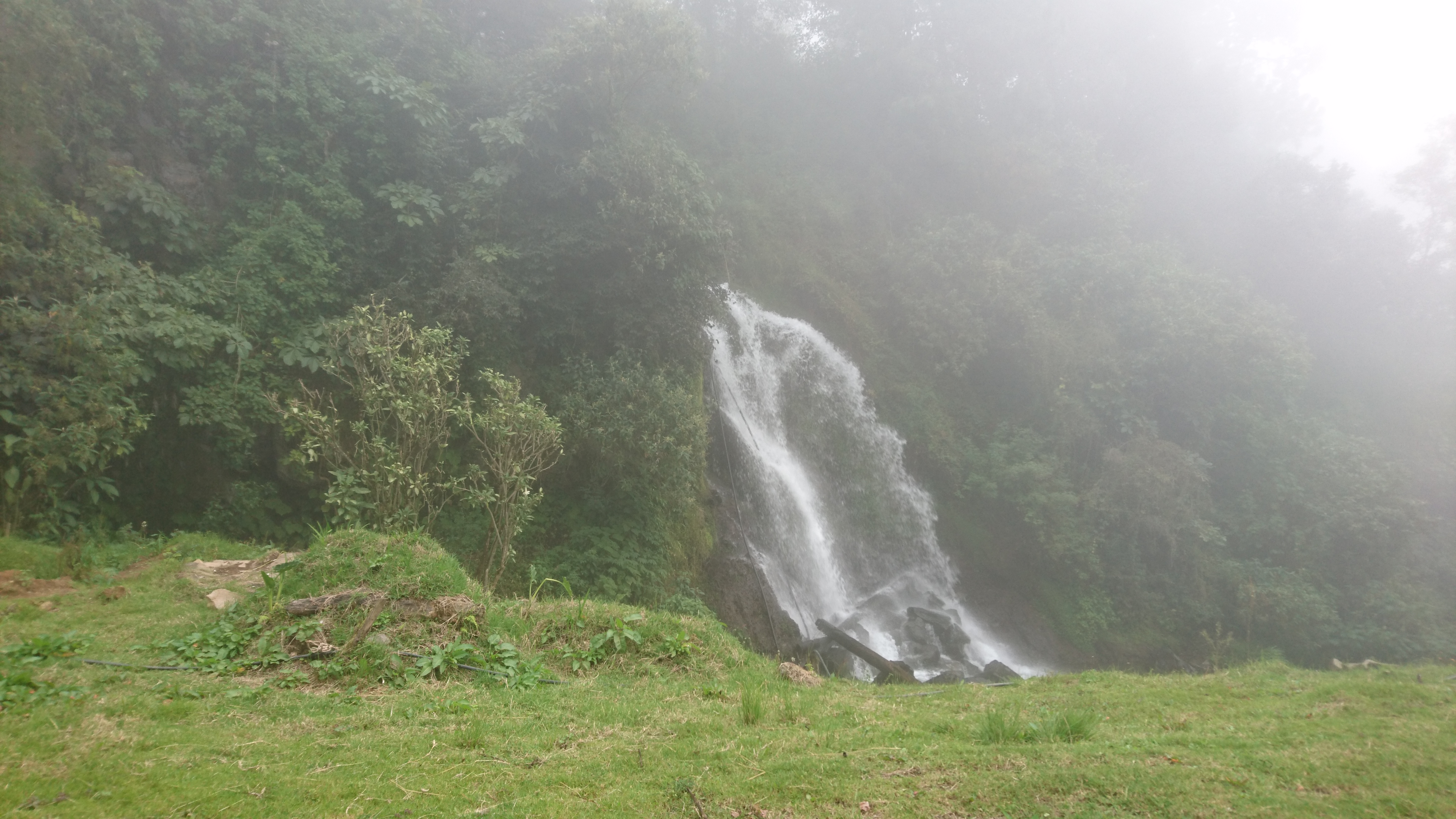 Cascada La Fundicion image 3