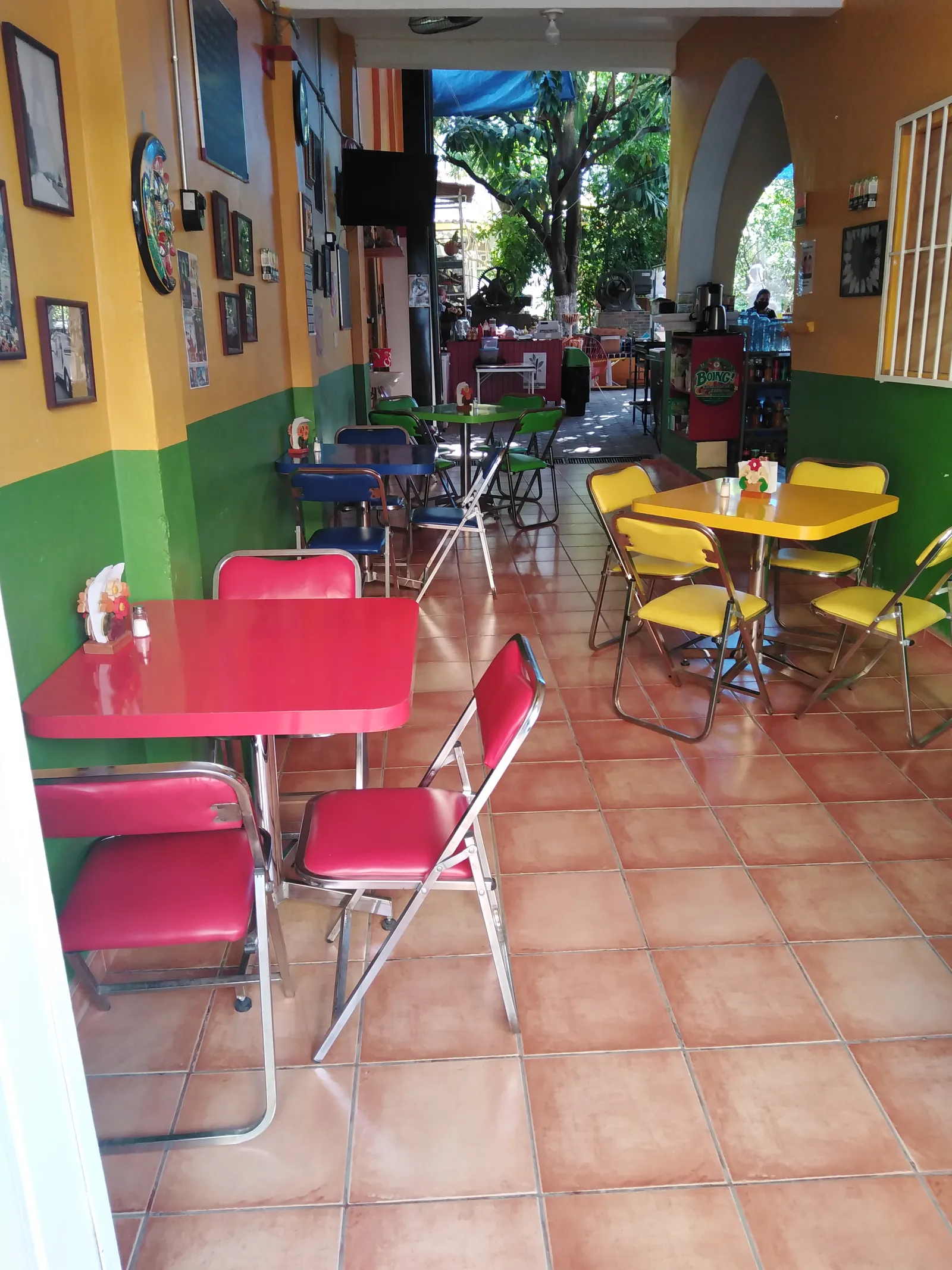 DELICIAS MARÍA LUNA image 3