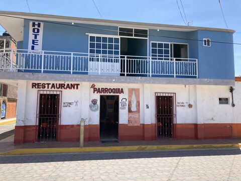 La Parroquia Restaurante y Hotel image 3