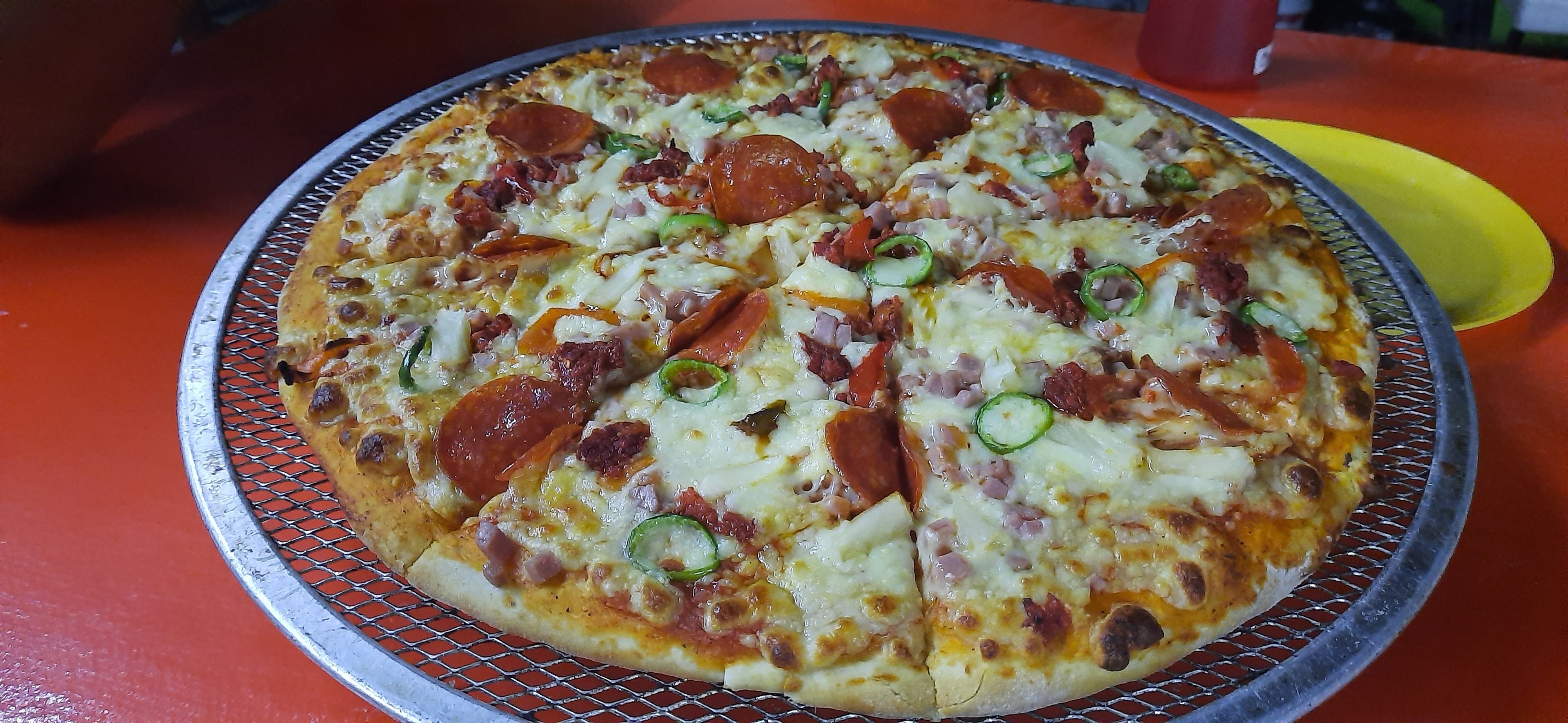 Legendary Pizza image 3