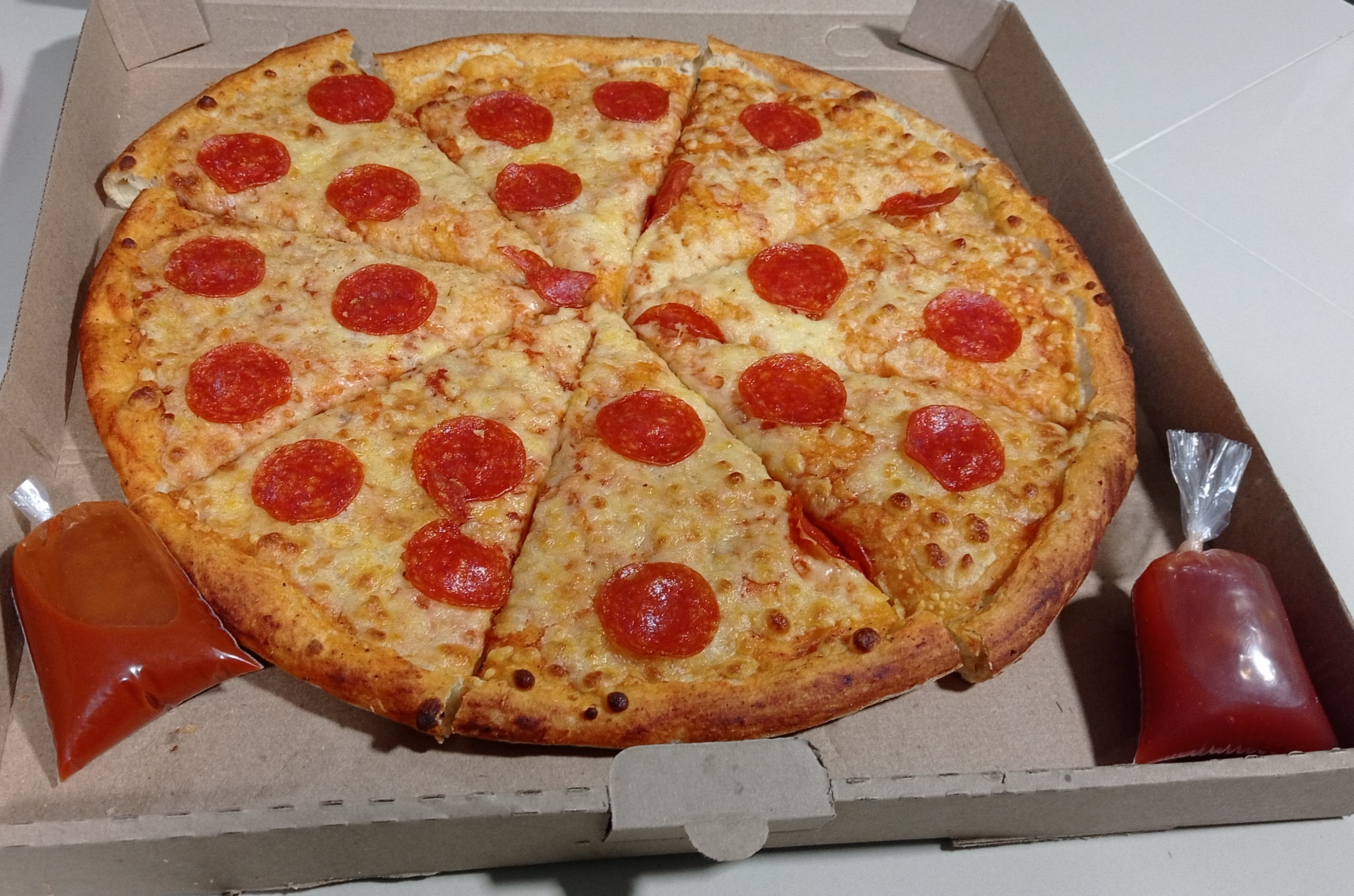 Legendary Pizza image 4