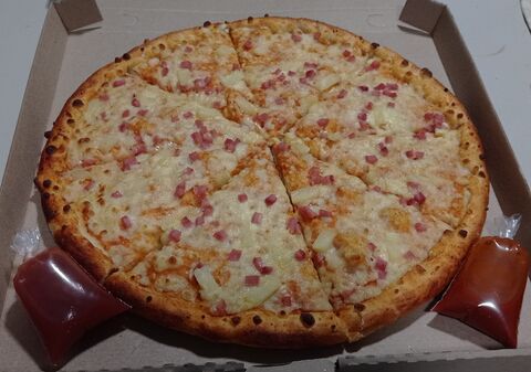 Legendary Pizza image 6