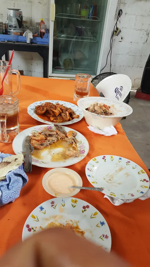 Restaurante de Mariscos El Jardín image 6