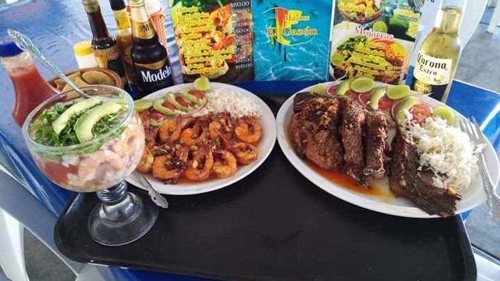 Mariscos El Cazón image 10