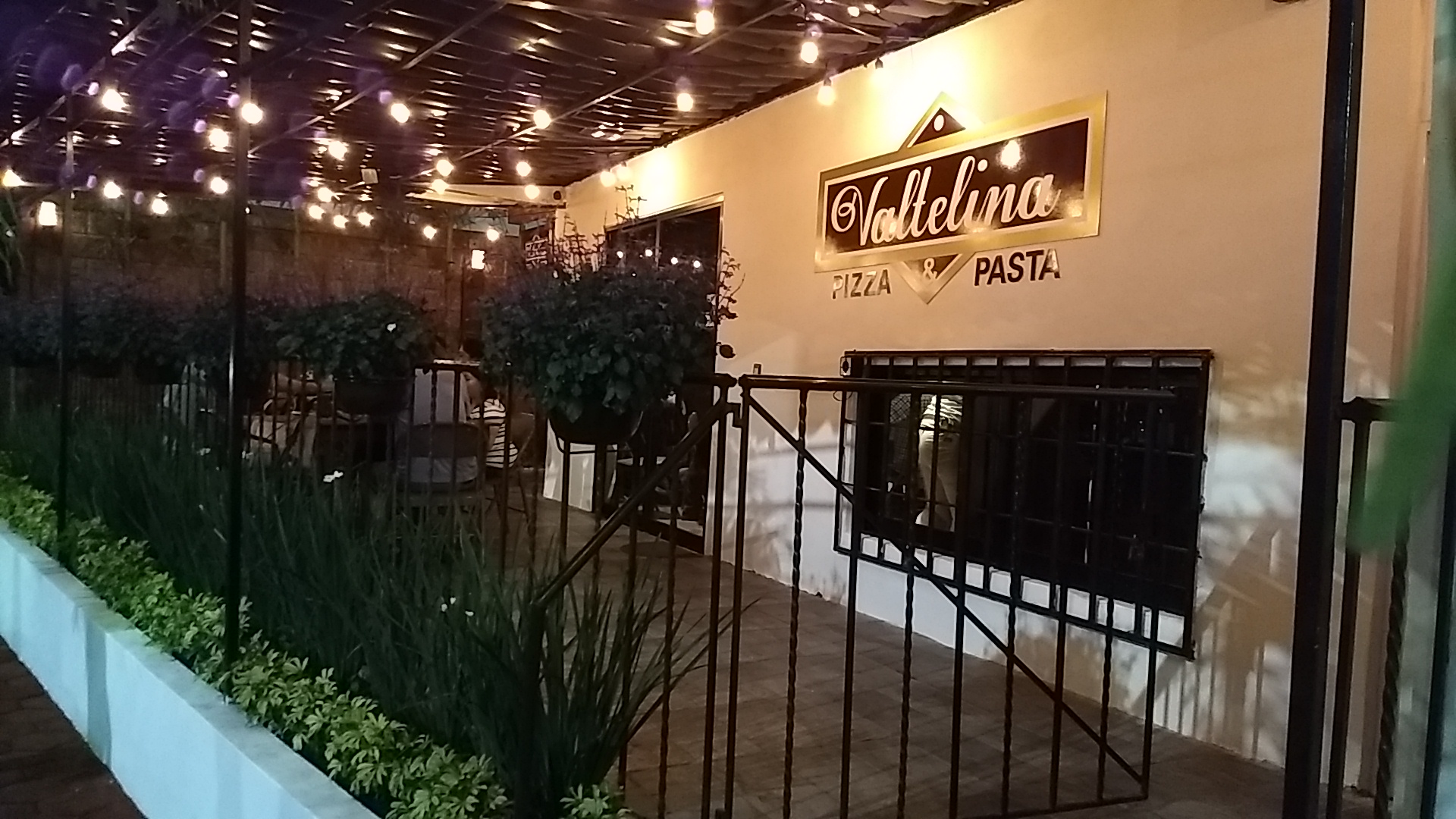 Valtelina Pizza & Pasta image 1