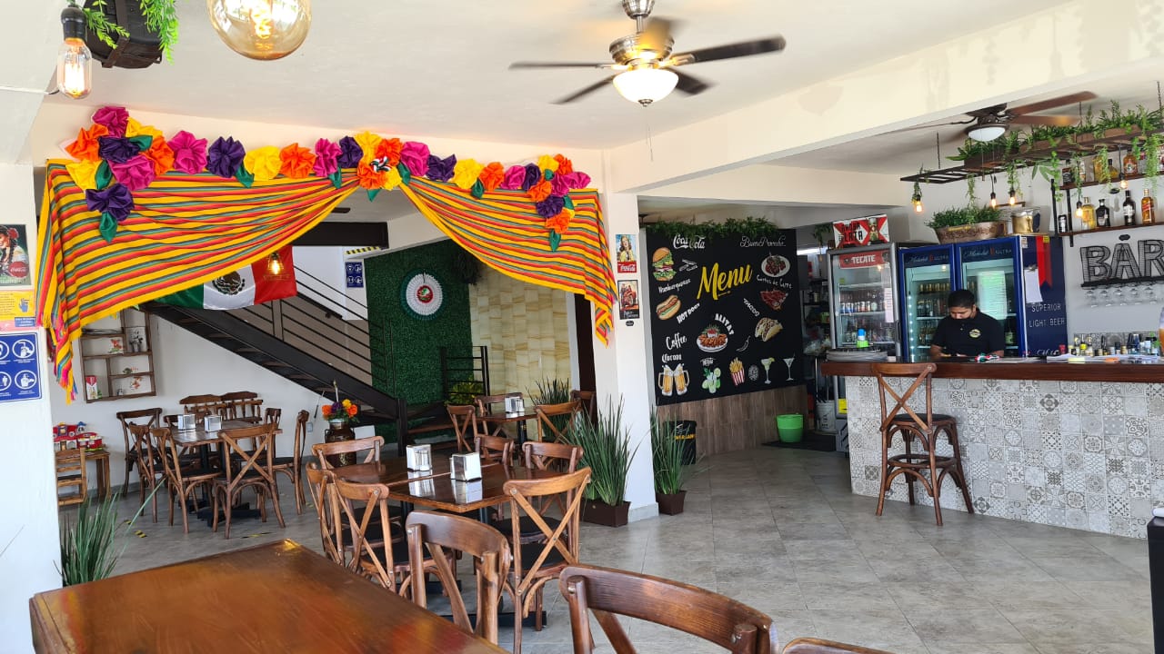 El Monumento - Restaurante - Bar image 1