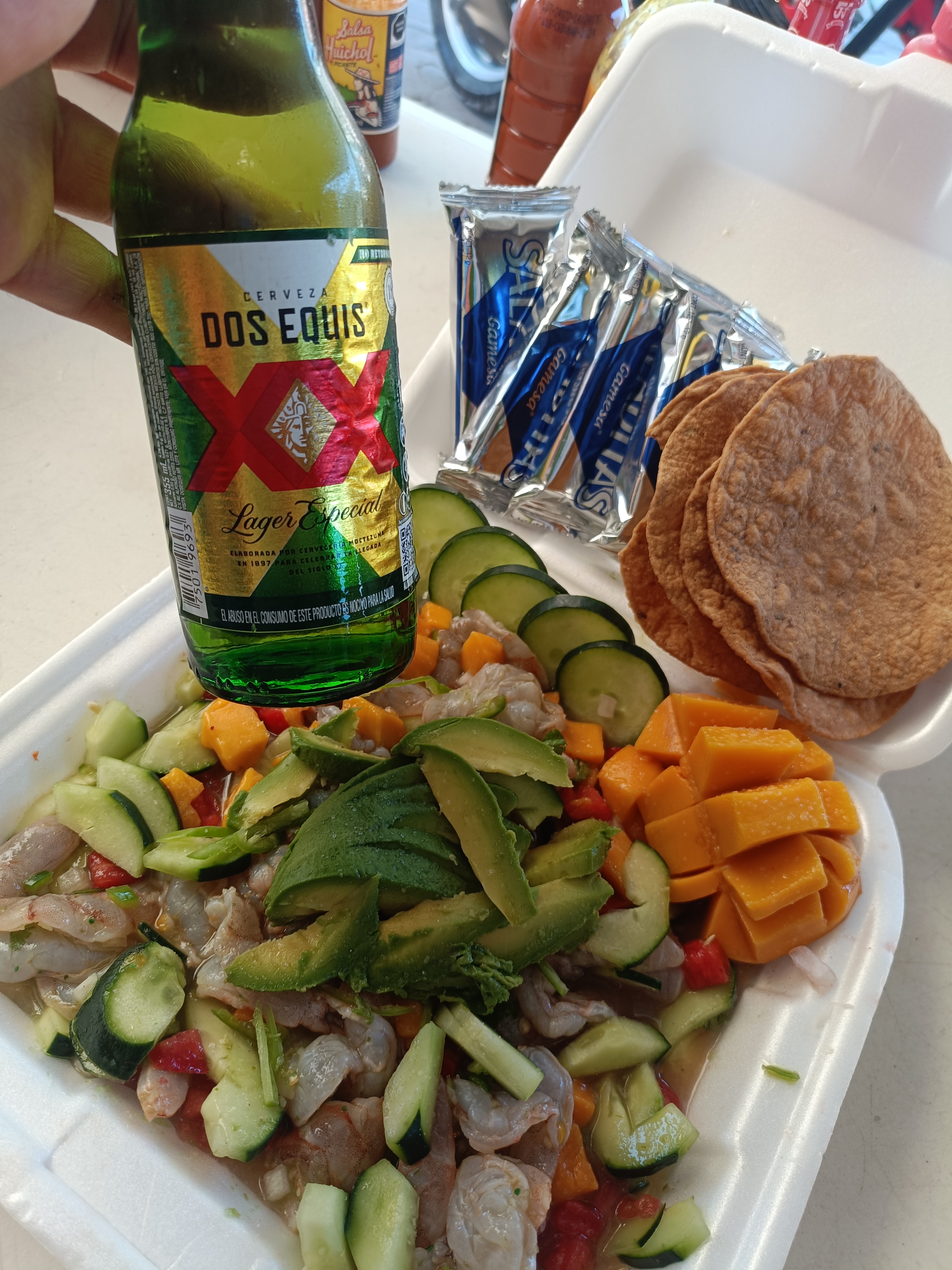 Tostadas y mariscos “algo bien” image 2