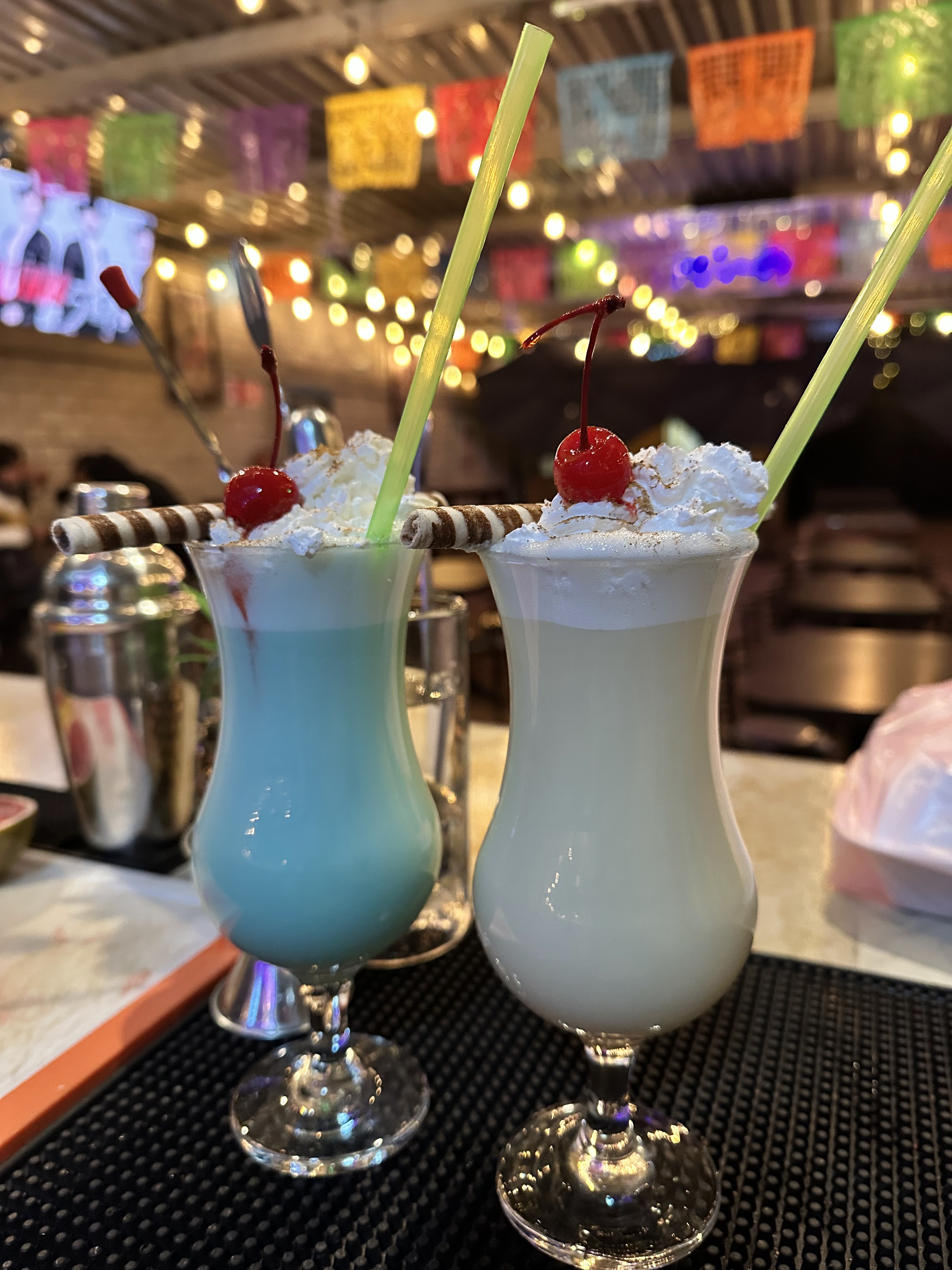 House Drinks Restaurant Bar image 7