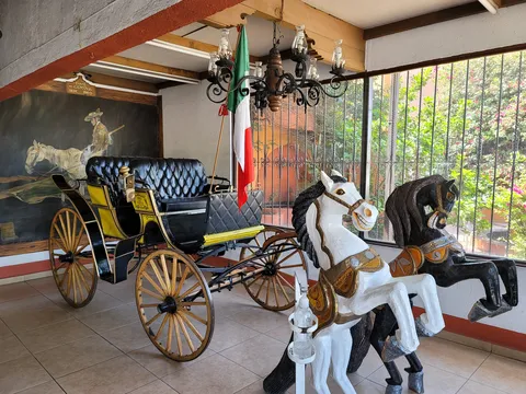 Fonda Del Camino image 6