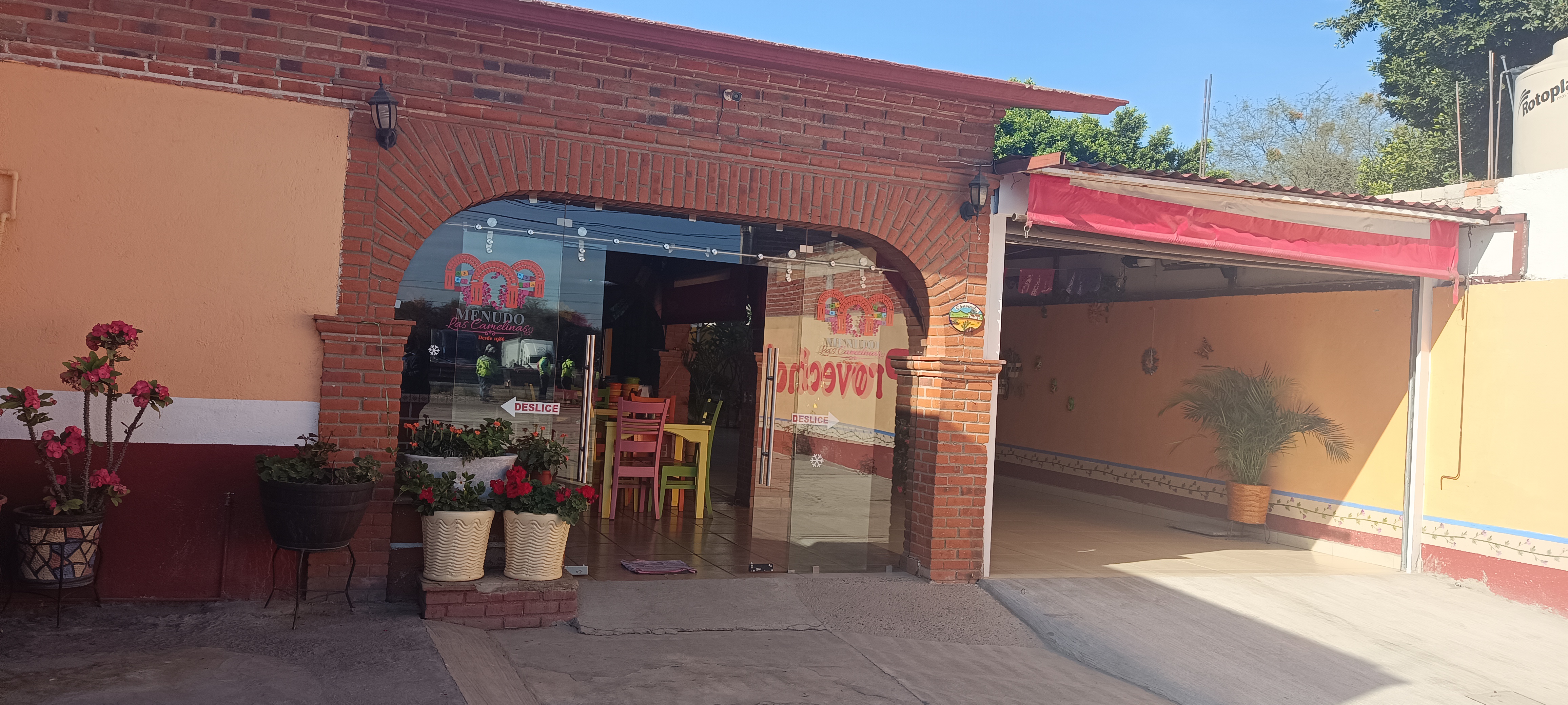 Restaurante De Menudo Las Camelinas image 10