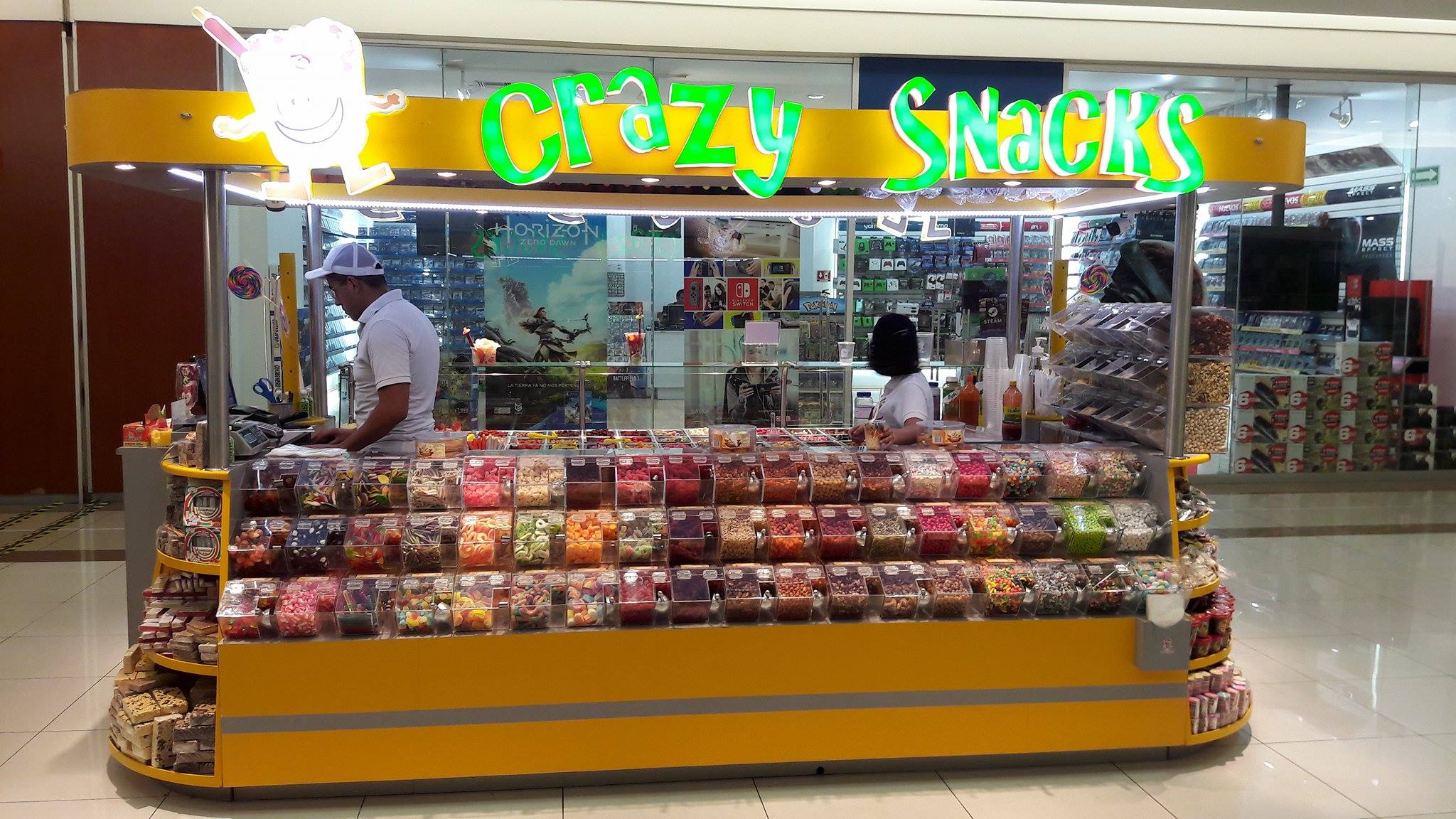Crazy Snacks Plaza Q image 3