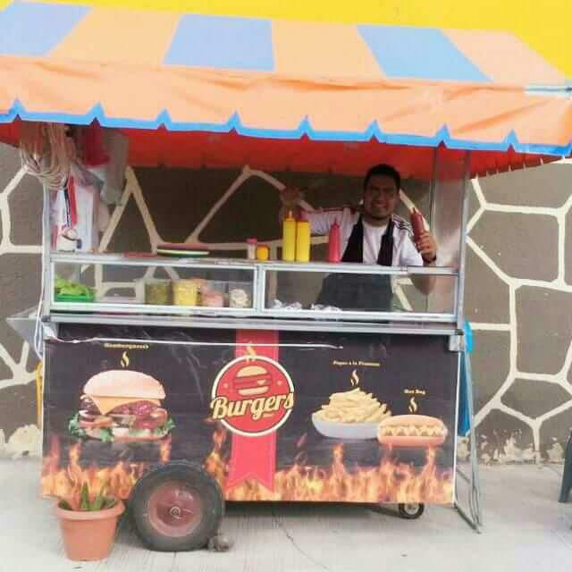 A la Burger con Alex image 1