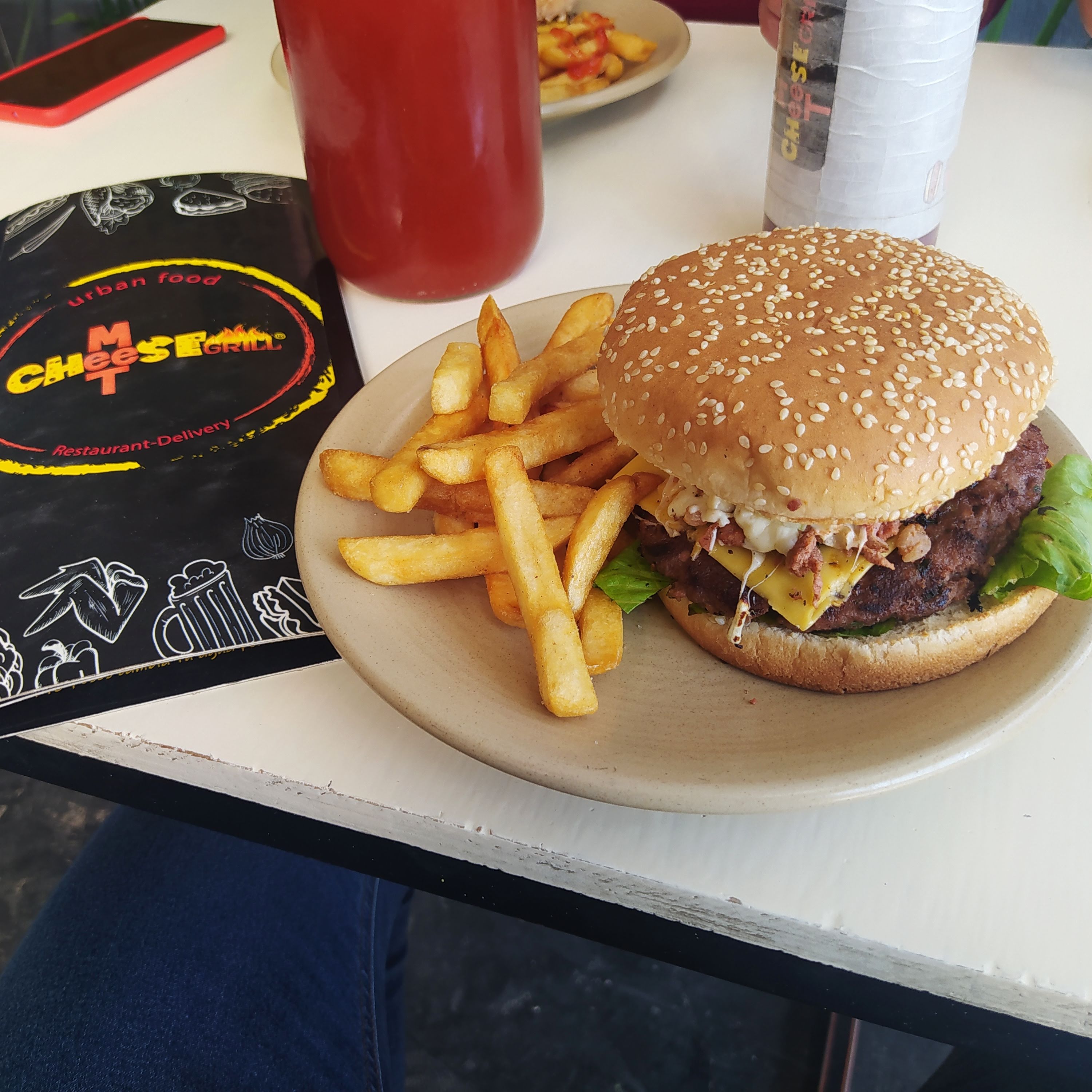 Restaurante CheeseMeetGrill image 2