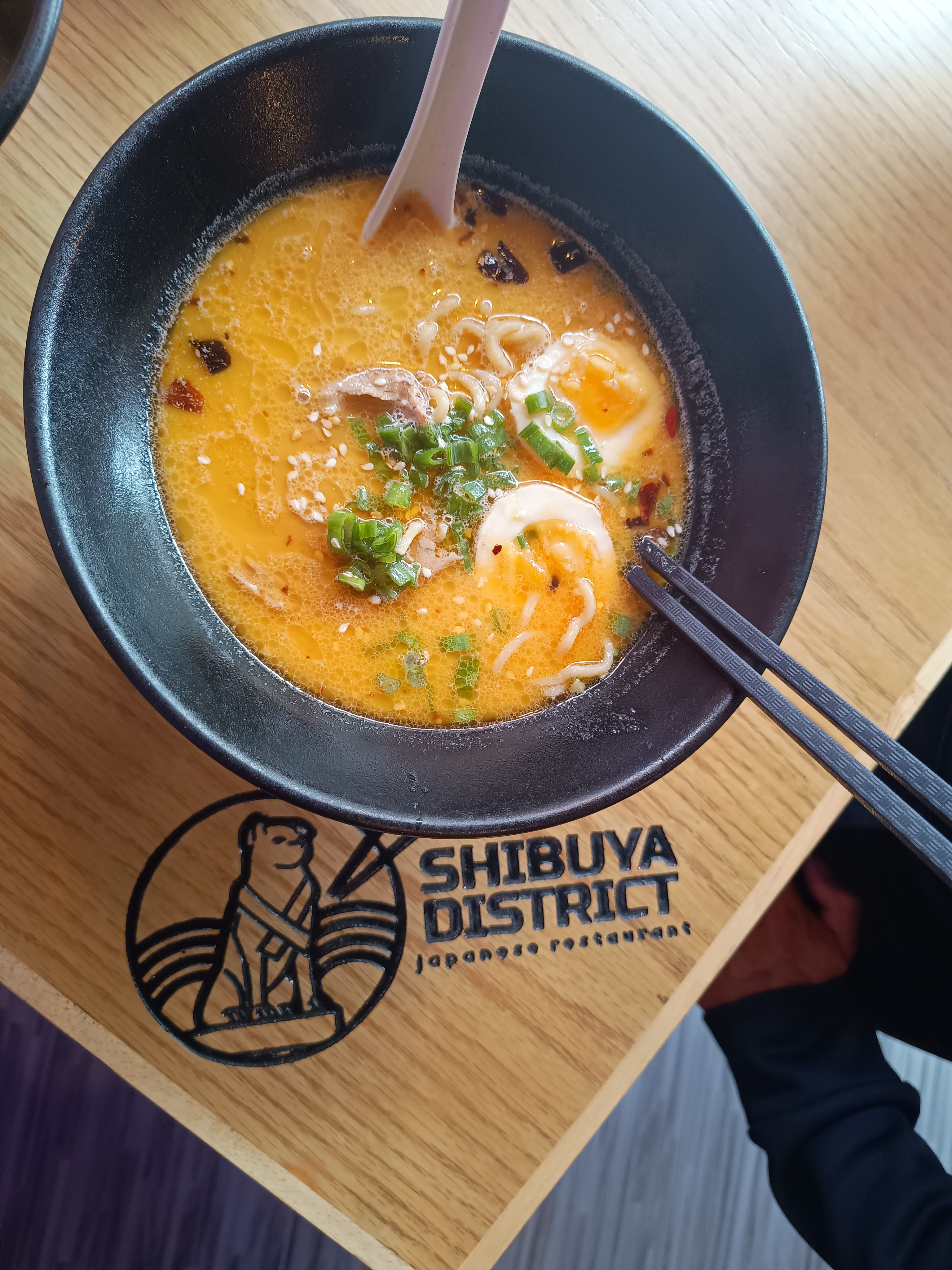 Shibuya District Restaurante Japonés image 3