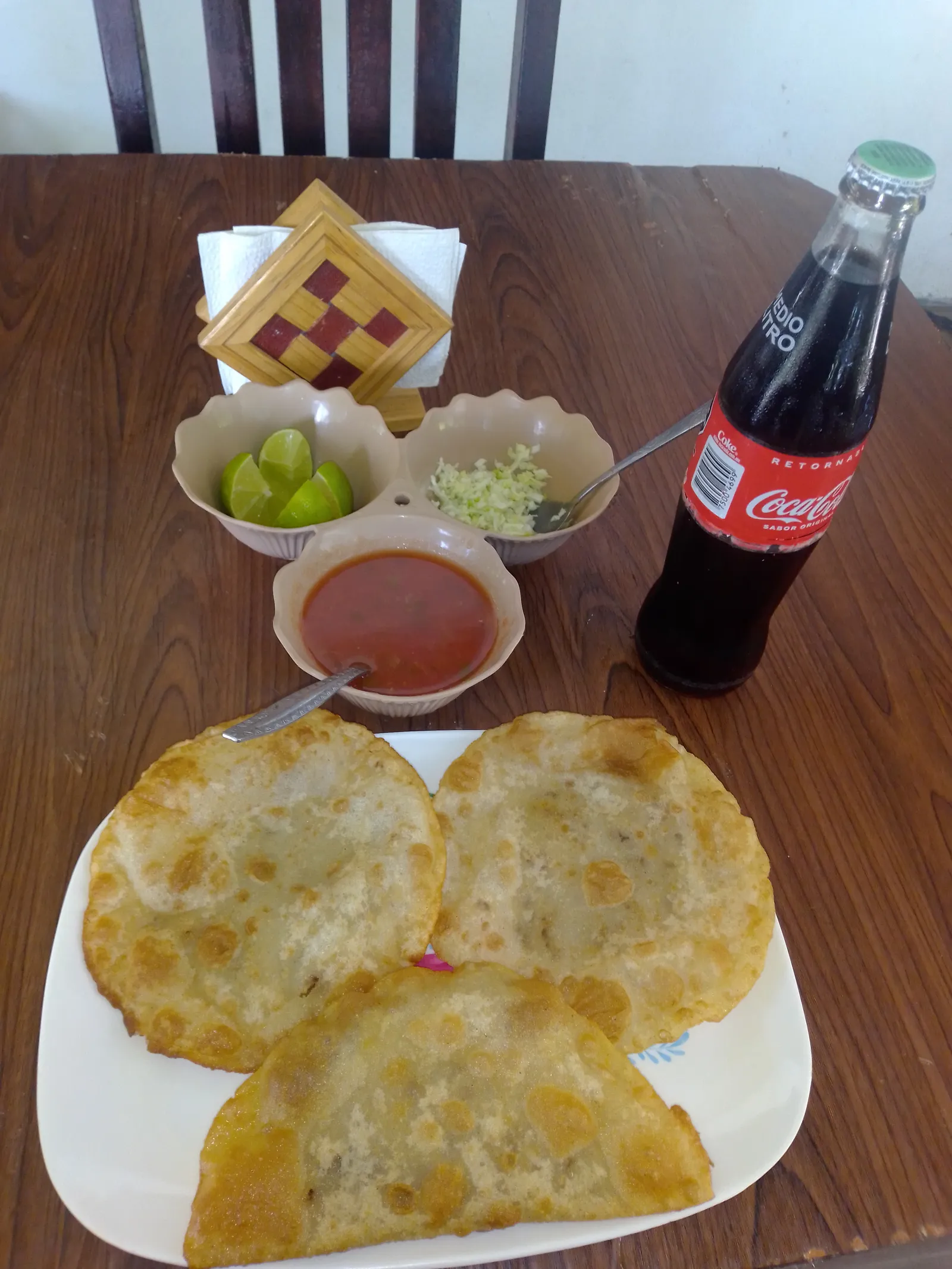 Panucheria y Cockteleria El Chaparro image 4