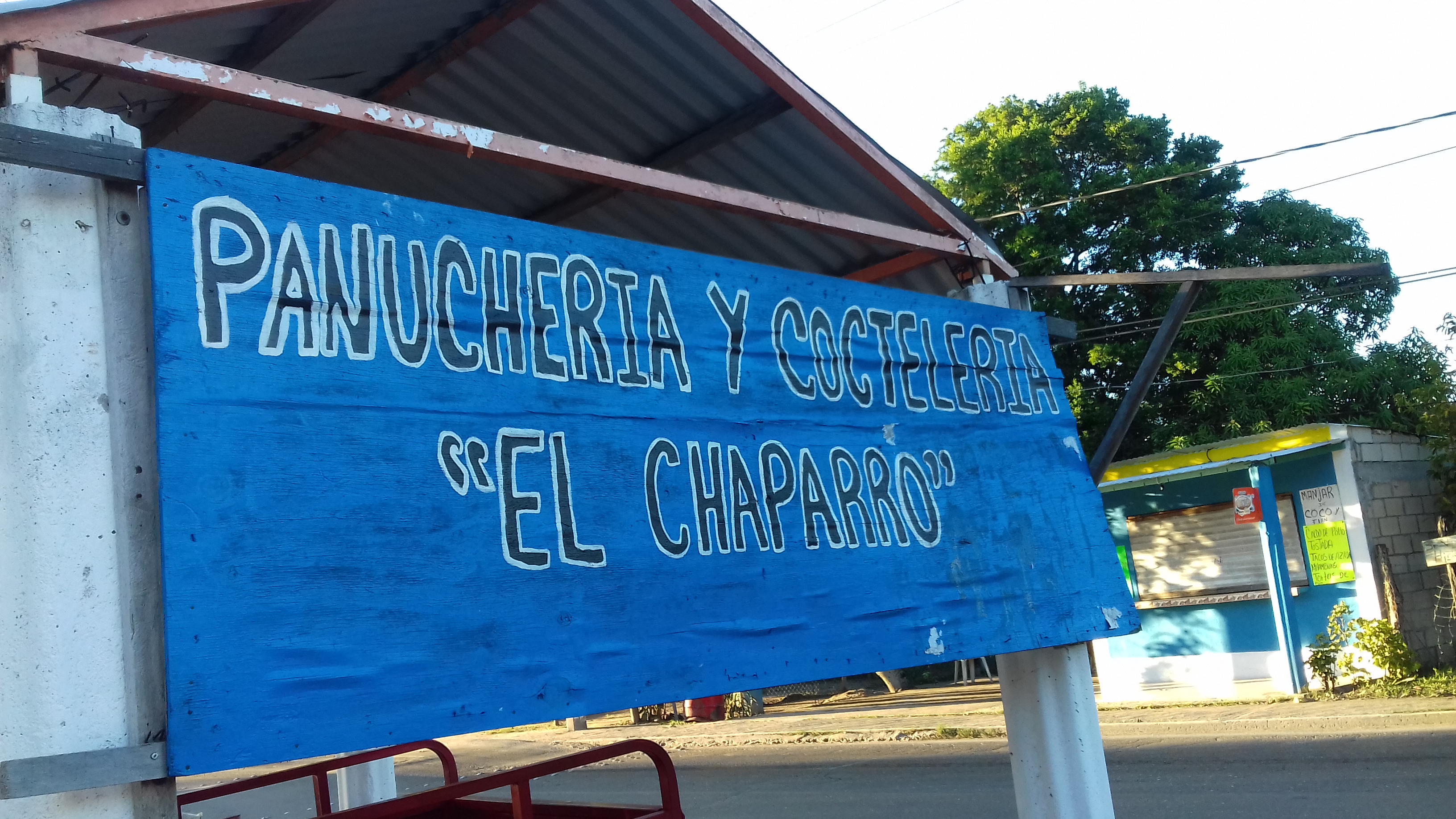 Panucheria y Cockteleria El Chaparro image 10